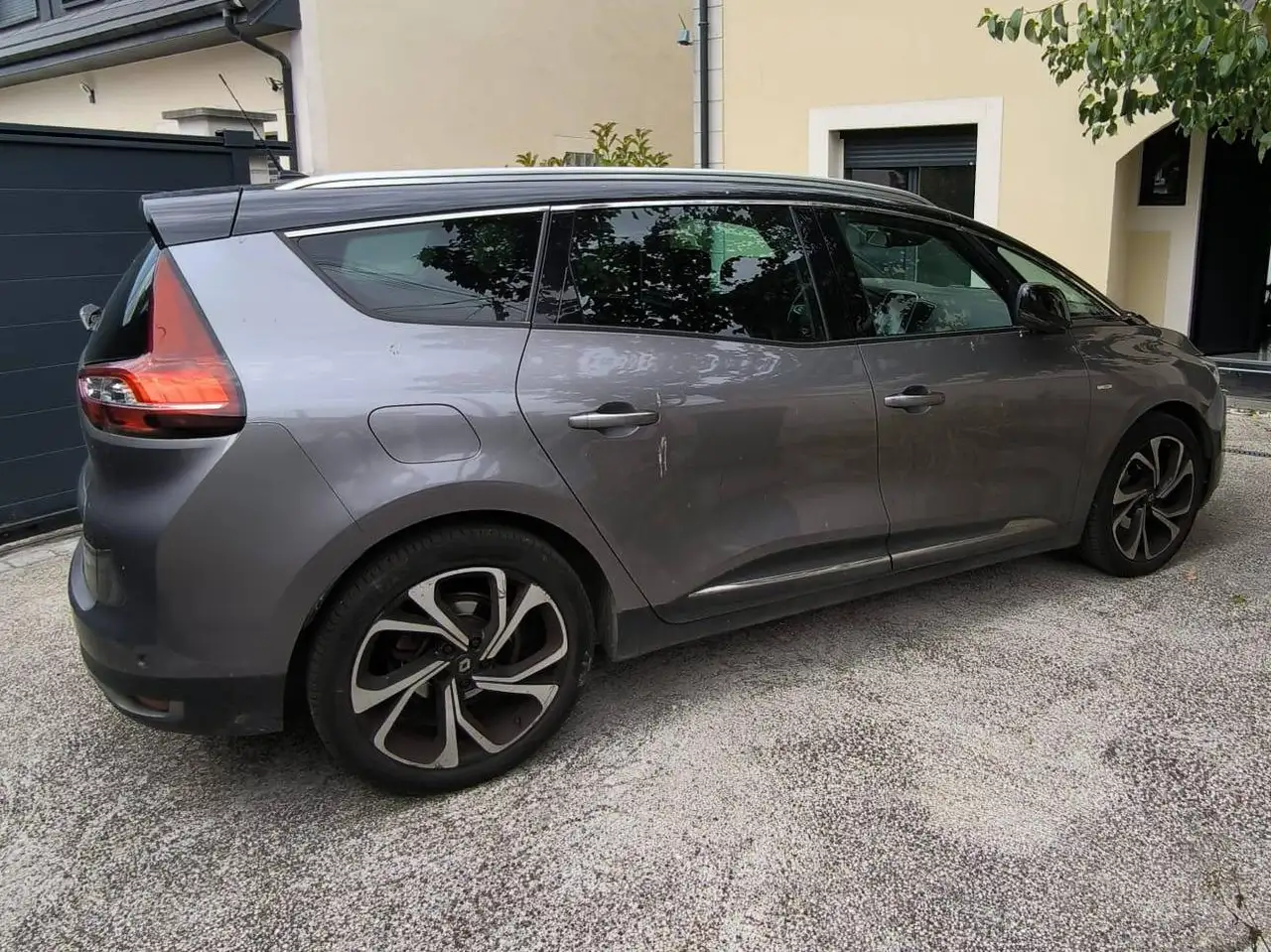 Renault Grand Scenic