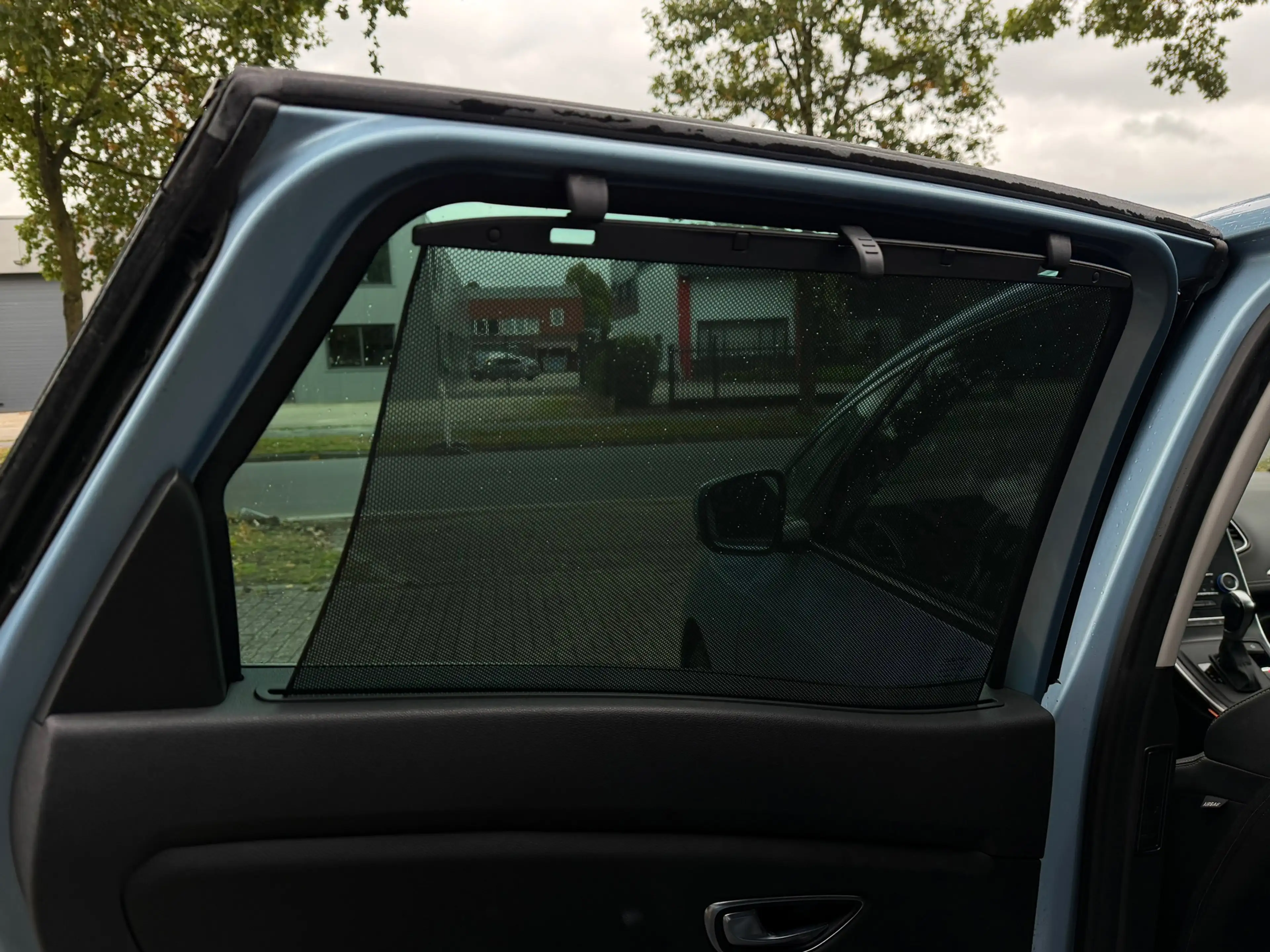 Renault Scenic 1.5 dCi Intens — photo 12
