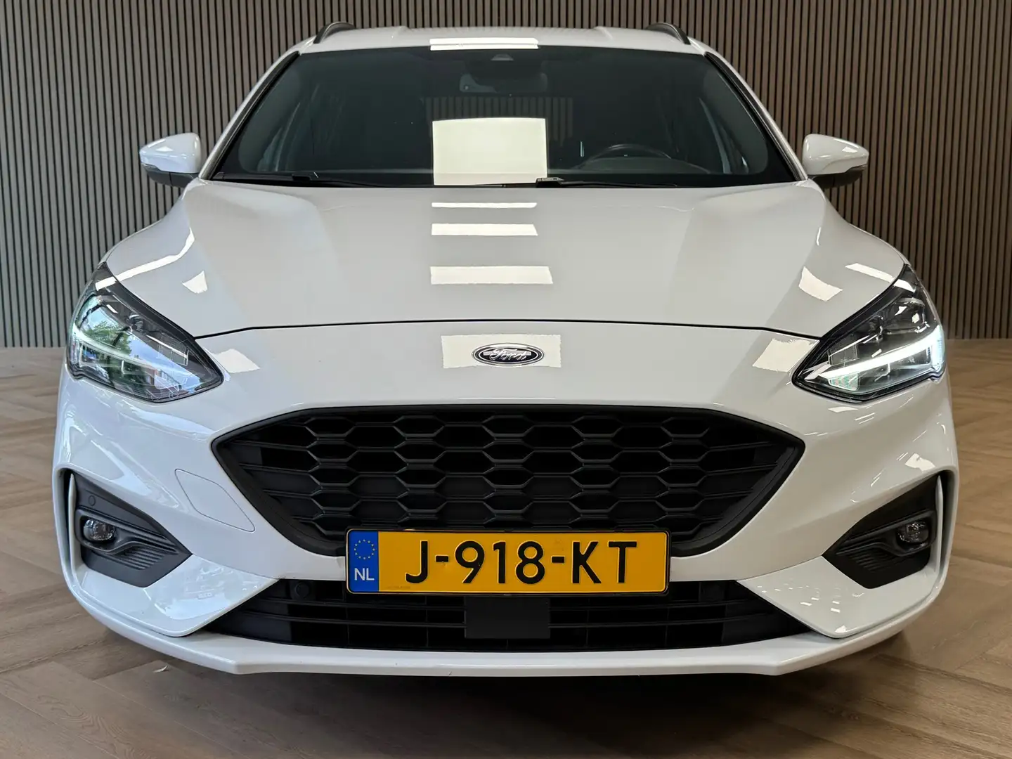 Ford Focus Wagon 1.0 EcoBoost ST Line Business NAVIGATIE APPL Wit - 2