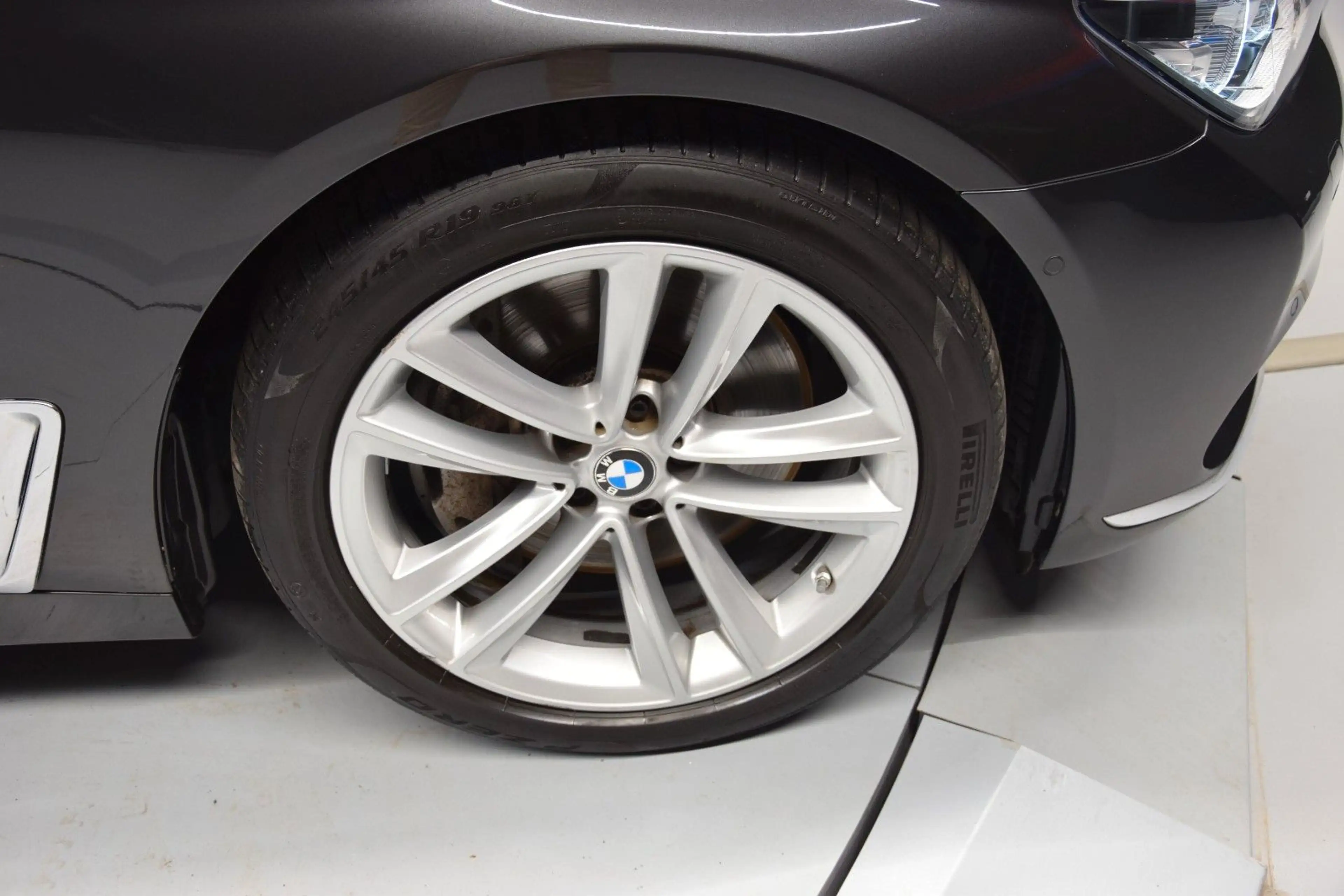 BMW 750 d xDrive HuD Leder ACC Massage H&k Laser Kam — photo 12