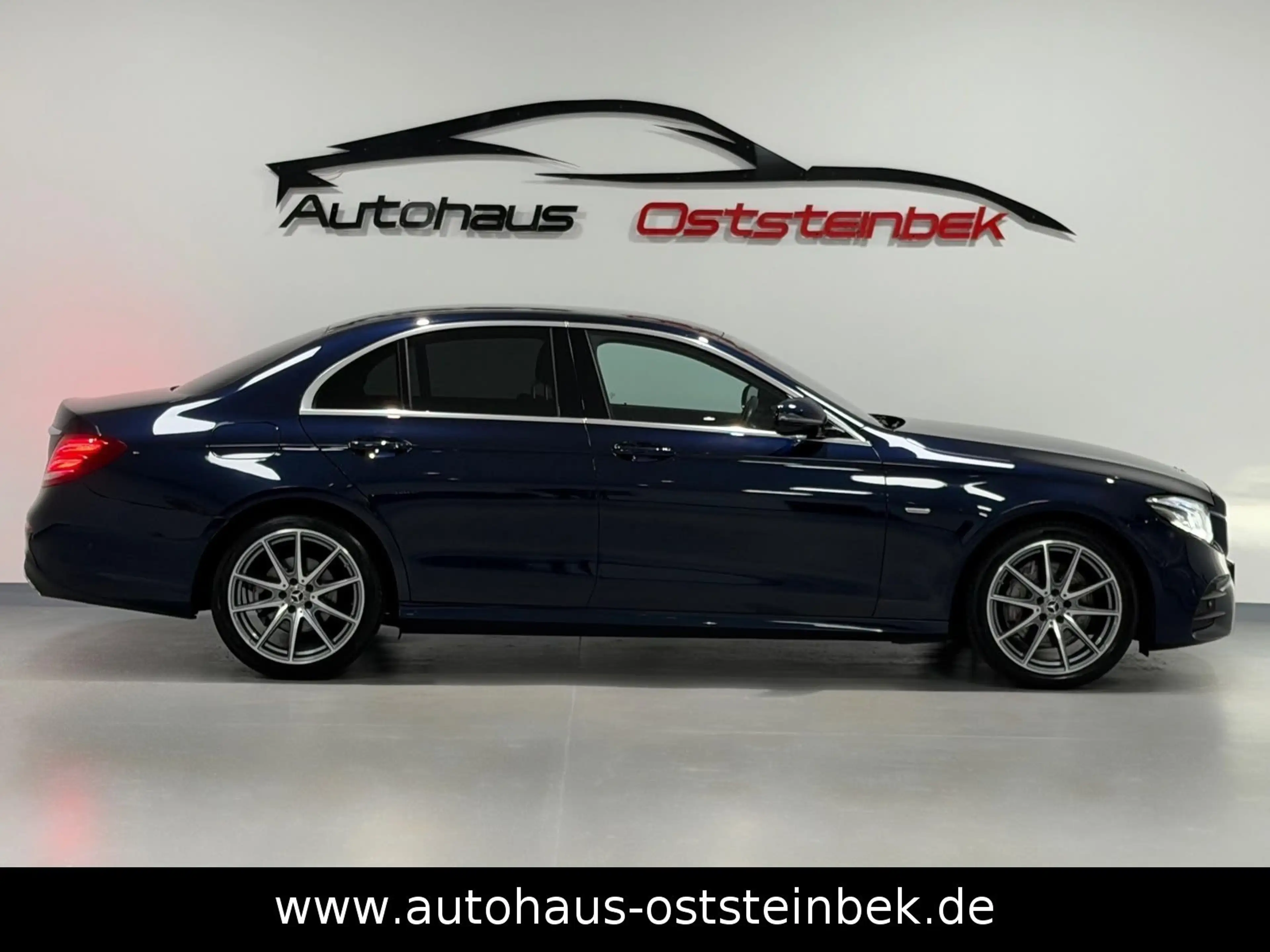 Mercedes-Benz E 220 d AMG-LINE/KAMERA/WIDESC/KEY-LESS/1-HAND/ — photo 7