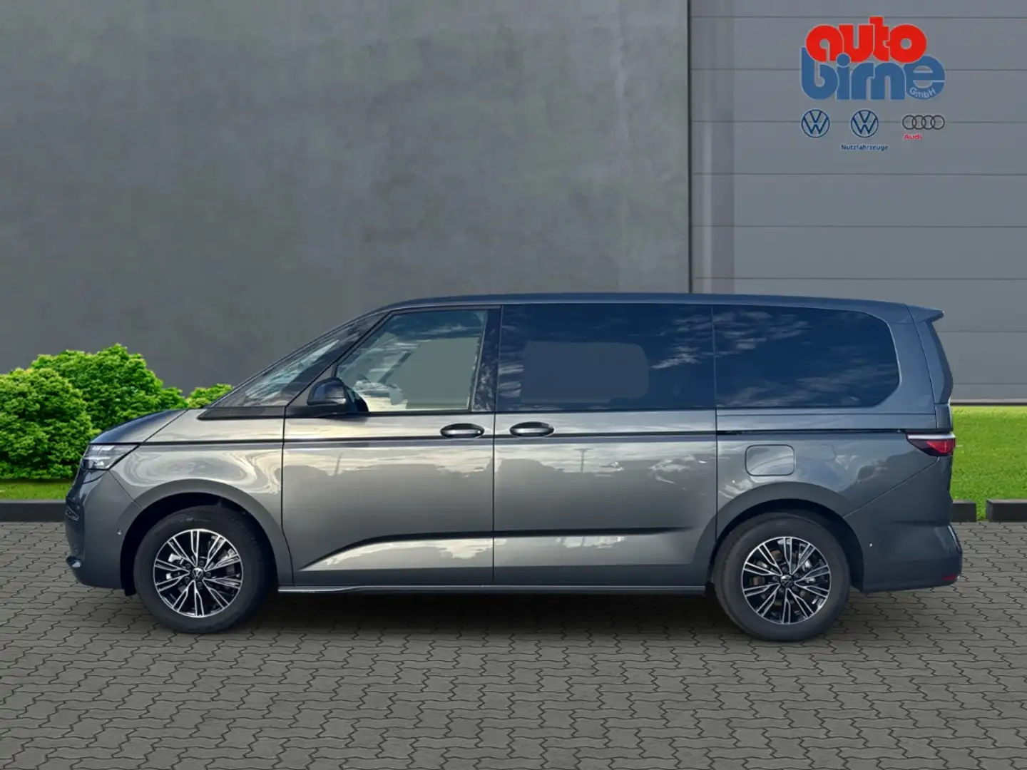 Volkswagen T7 Multivan 2.0 TDI Life lang 6-Sitze StandHZG AHK-klappbar Pa Grau - 2