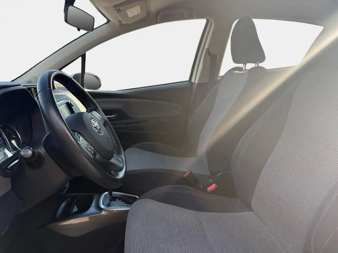 Toyota Yaris — photo 8 sur 18
