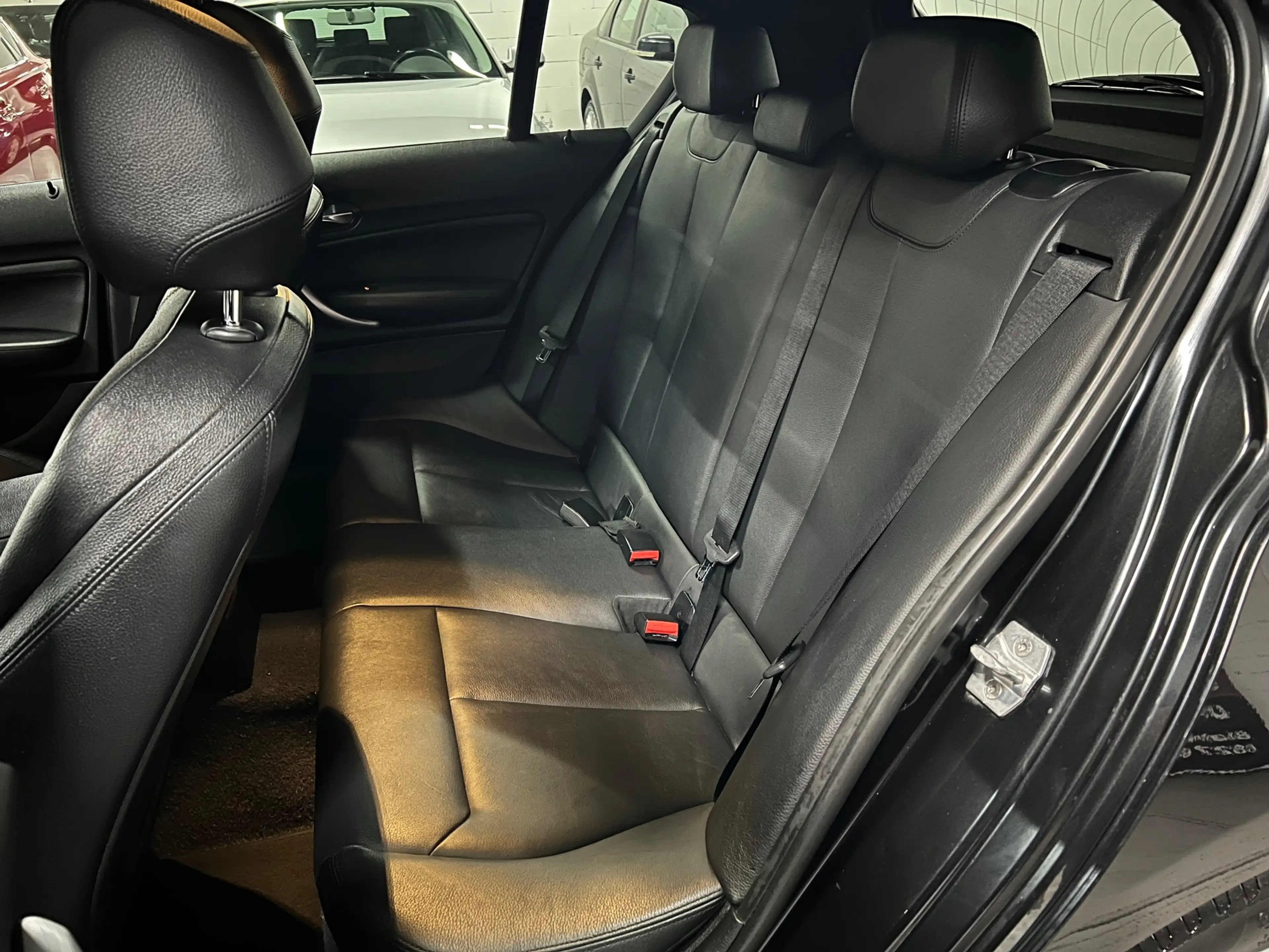 BMW 116 1-serie 116i EDE High Executive Sport XENON / NAVI — photo 28
