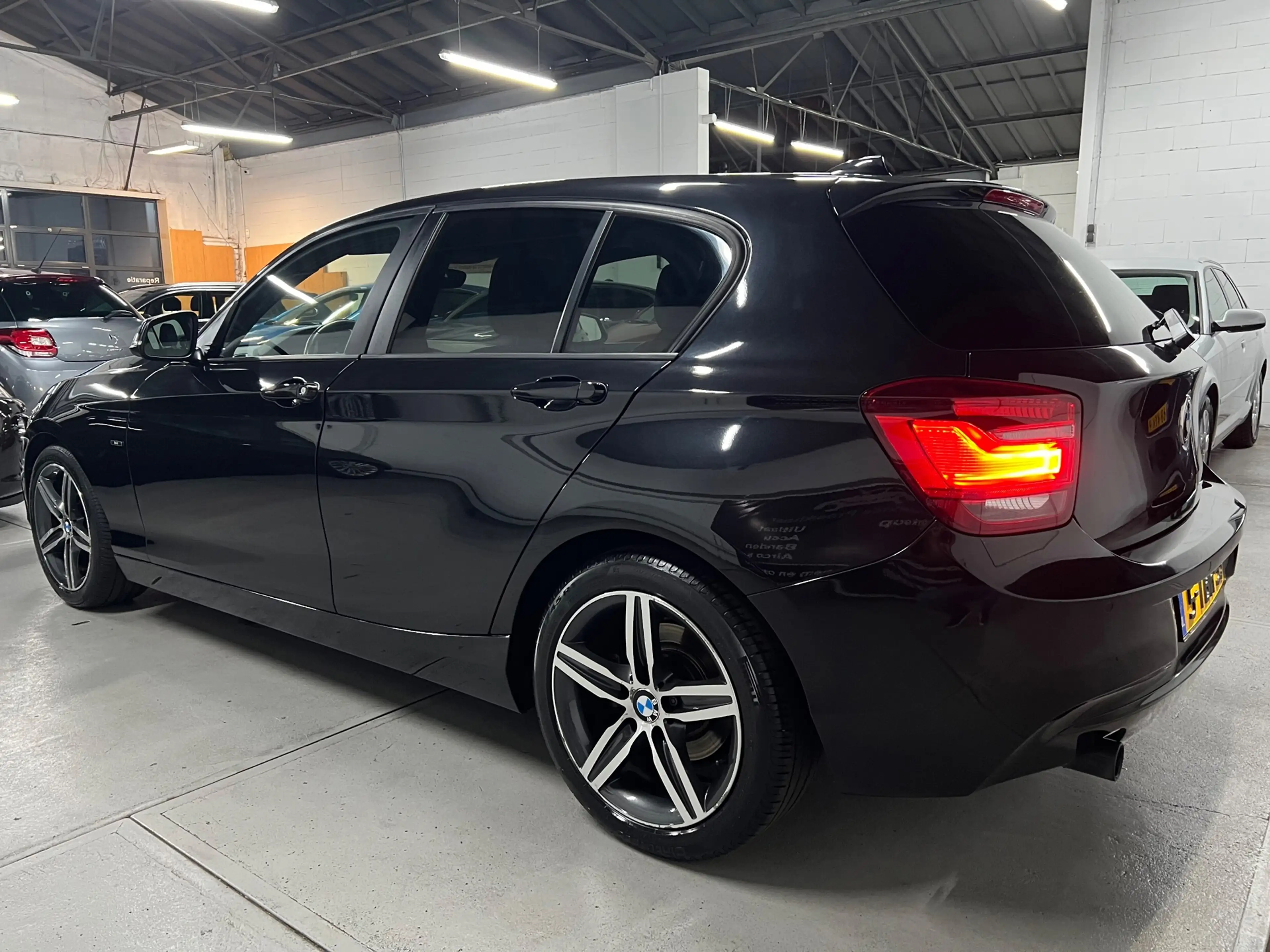 BMW 116 1-serie 116i EDE High Executive Sport XENON / NAVI — photo 31