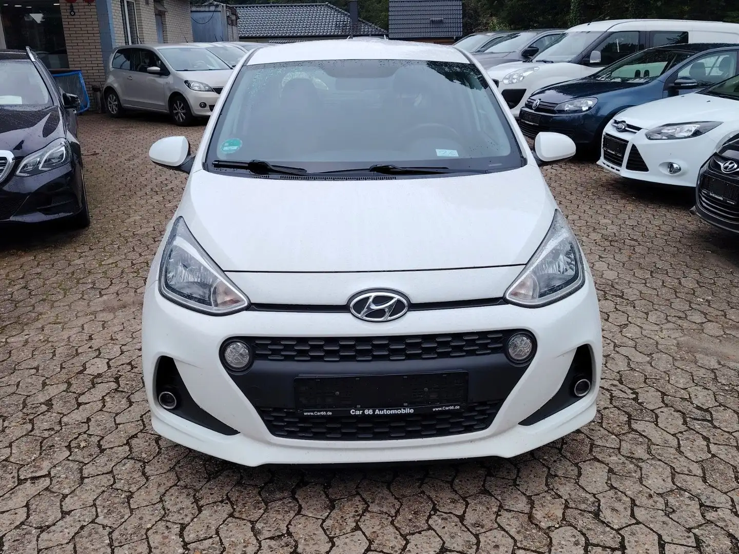 Hyundai i10 YES! / Klimaanlage / Sitzheizung / 1. Hand / Alb - 2