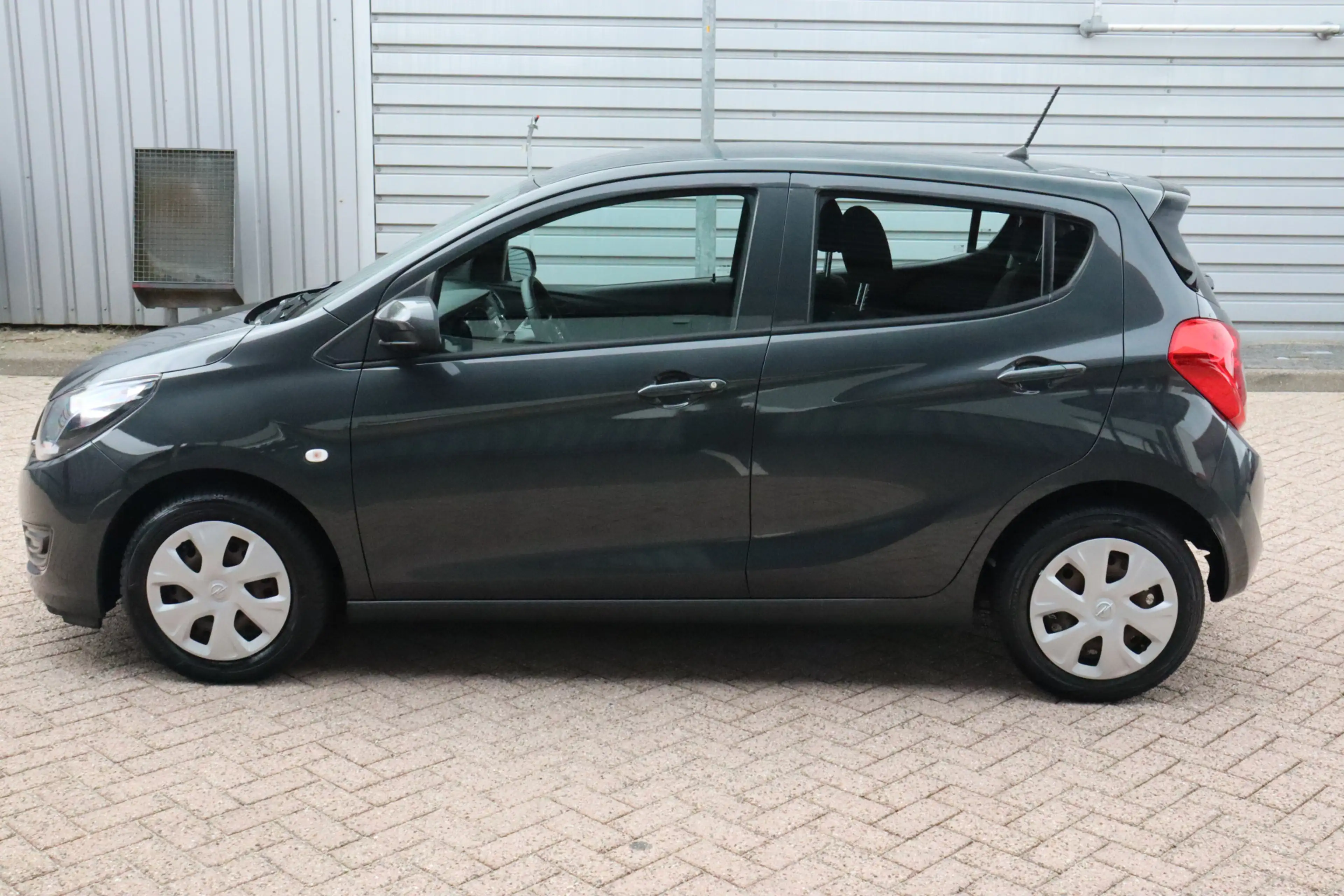 Opel Karl 1.0 ecoFLEX Edition O.a: Cruise, PDC, Airco, Bluet — photo 9