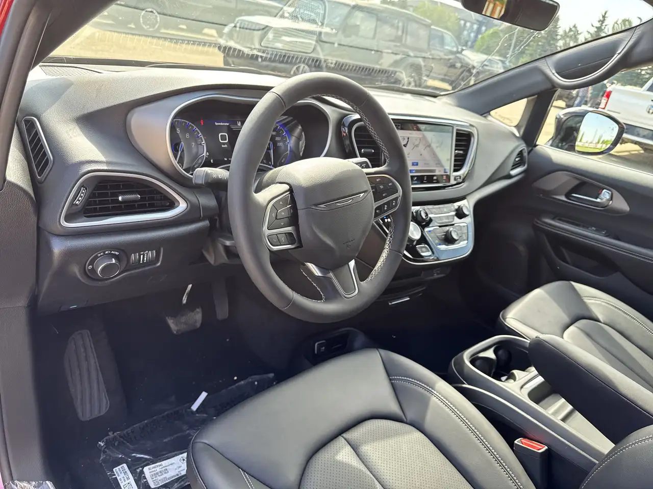 Chrysler Grand Caravan снимка Chrysler Grand Caravan