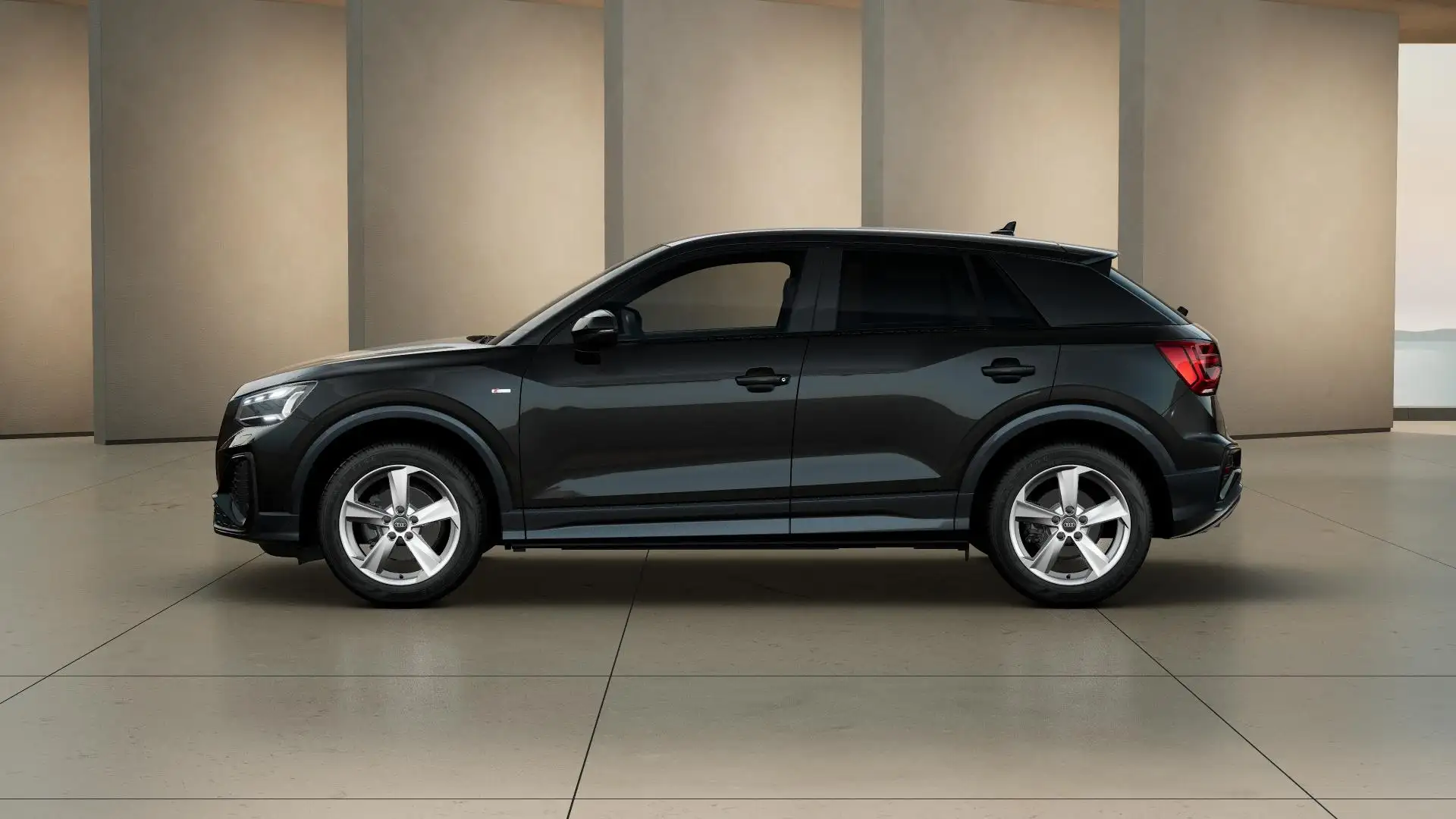 Audi Q2 S edition 35 TFSI 110 kW / 150 PK Hatchback 7 vers Černá - 2
