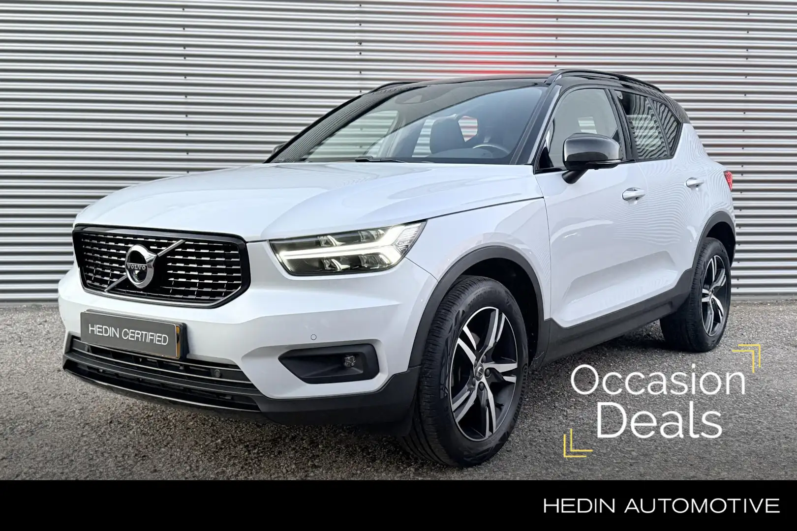 Volvo XC40 T3 R-Design | Adaptive Cruise | Trekhaak | Keyless Grau - 1