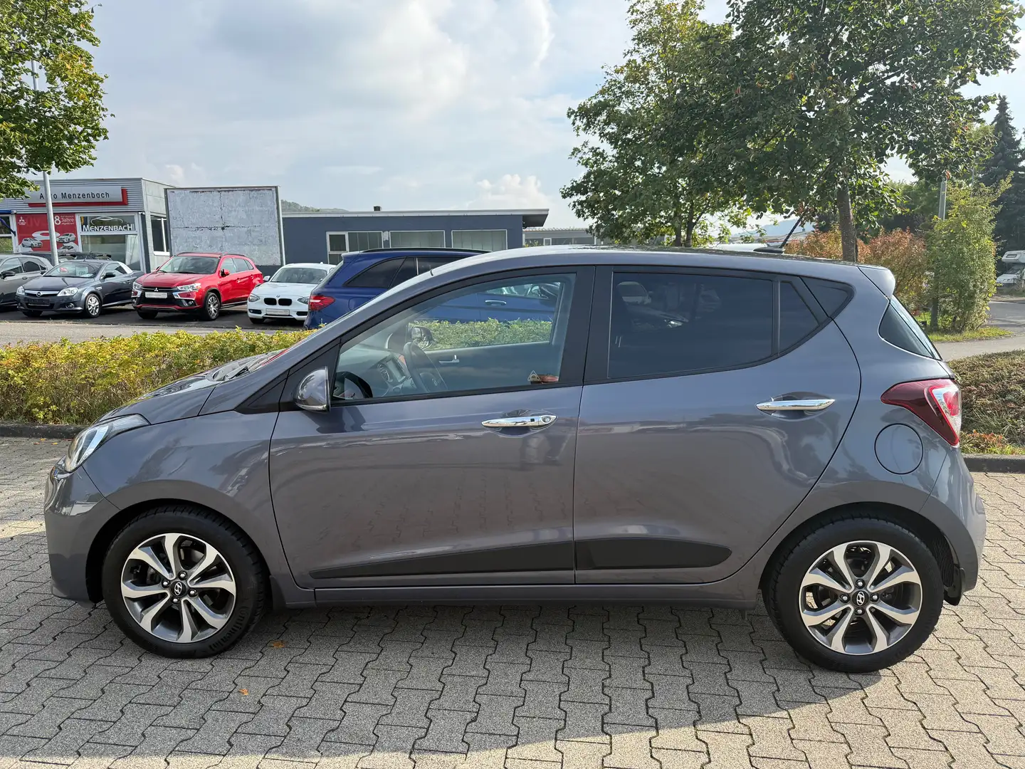 Hyundai i10 Style Grau - 2