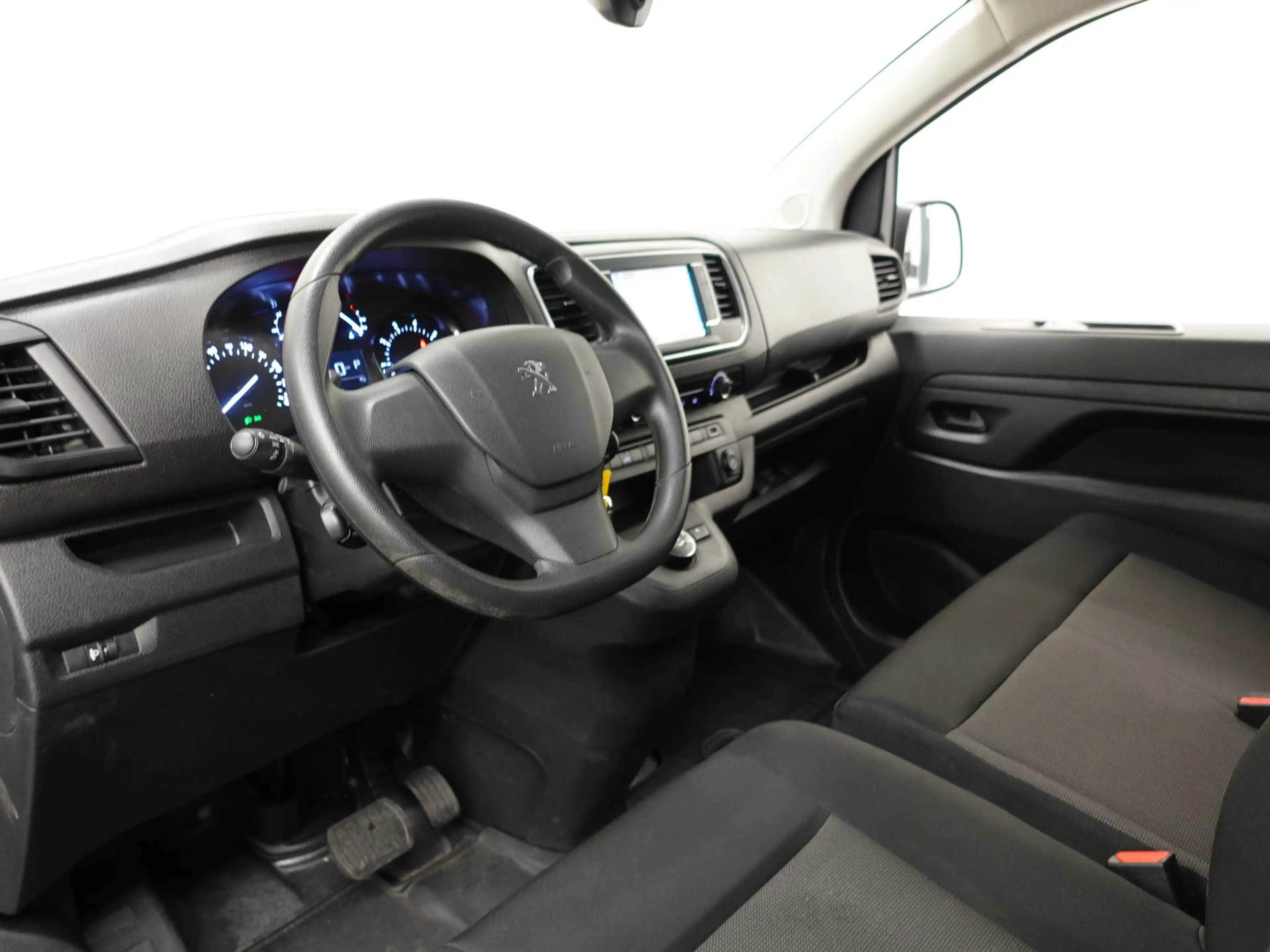 Peugeot Expert 2.0 BlueHDI 145PK Automaat Airco Bluetooth Cruise — photo 2