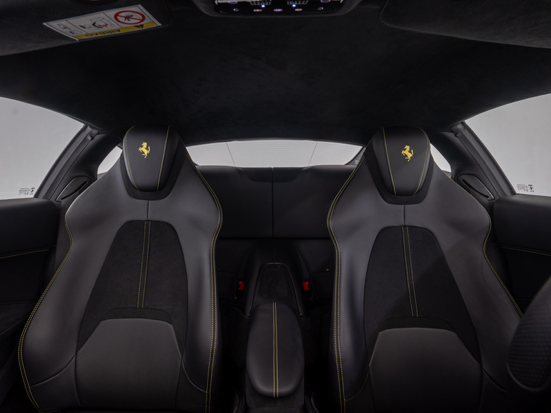 Ferrari Roma FERRARI SINGEN — photo 10