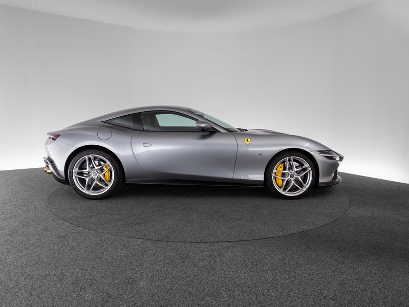 Ferrari Roma FERRARI SINGEN — photo 4