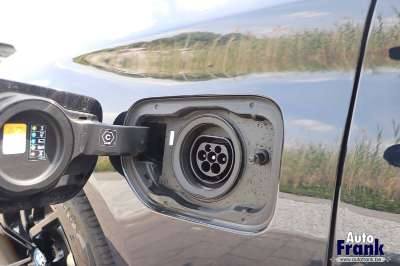 BMW 530 E / TOURING / M-SPORT / DRIV PRO / 360CAM / HUD / ADAP LED / HIFI — photo 11