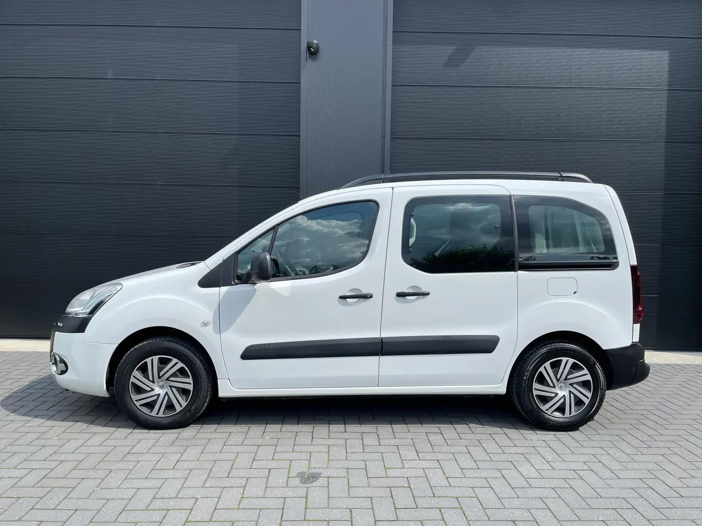Citroen Berlingo 1.6 HDi / Lichte Vracht / Airco / 1 Jaar Garantie Blanc - 2