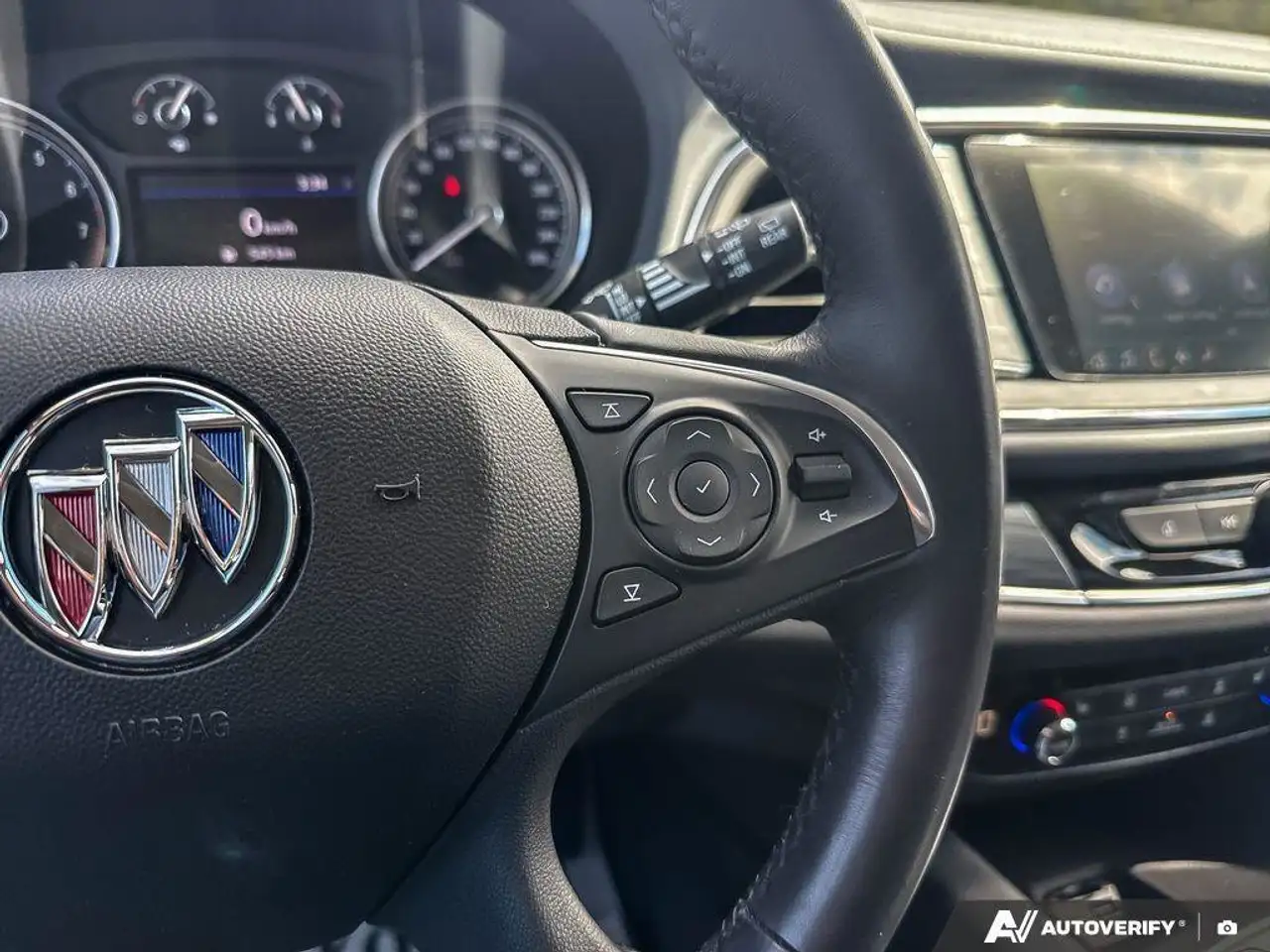 Buick Enclave fotografie Buick Enclave