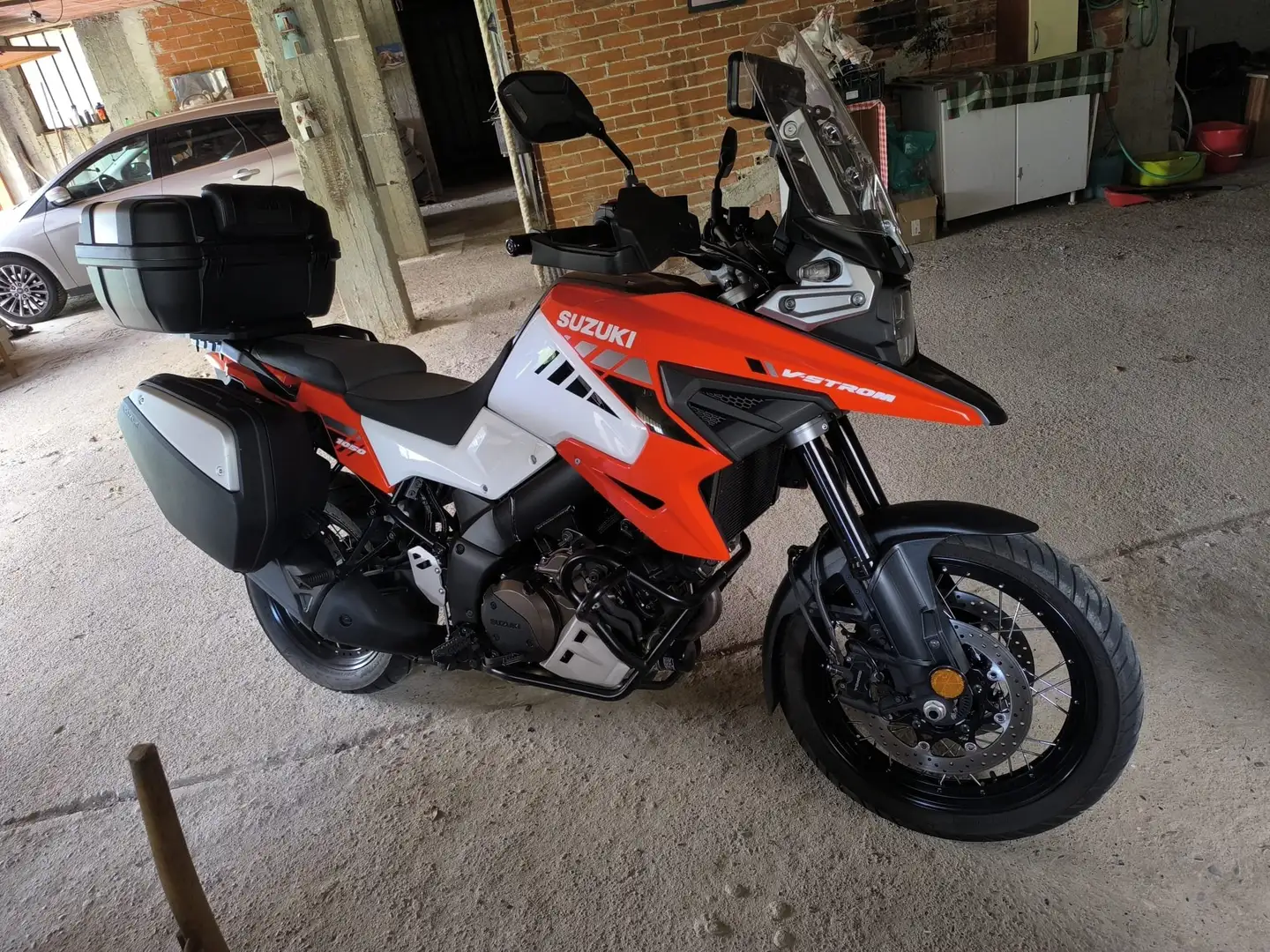 Suzuki V-Strom 1050 Оранжевий - 1