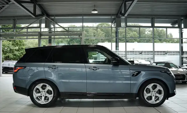 Land Rover Range Rover Sport view 6