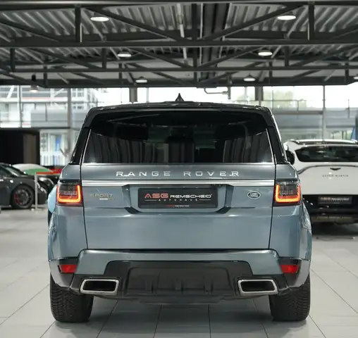 Land Rover Range Rover Sport view 12