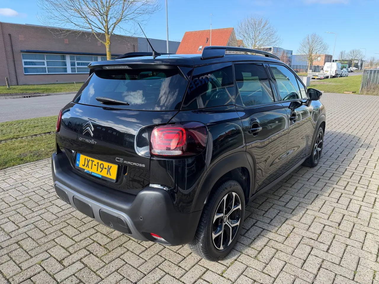Citroen C3 Aircross 1.2 PureTech Shine Navi | App | Cruise | Metallic 7