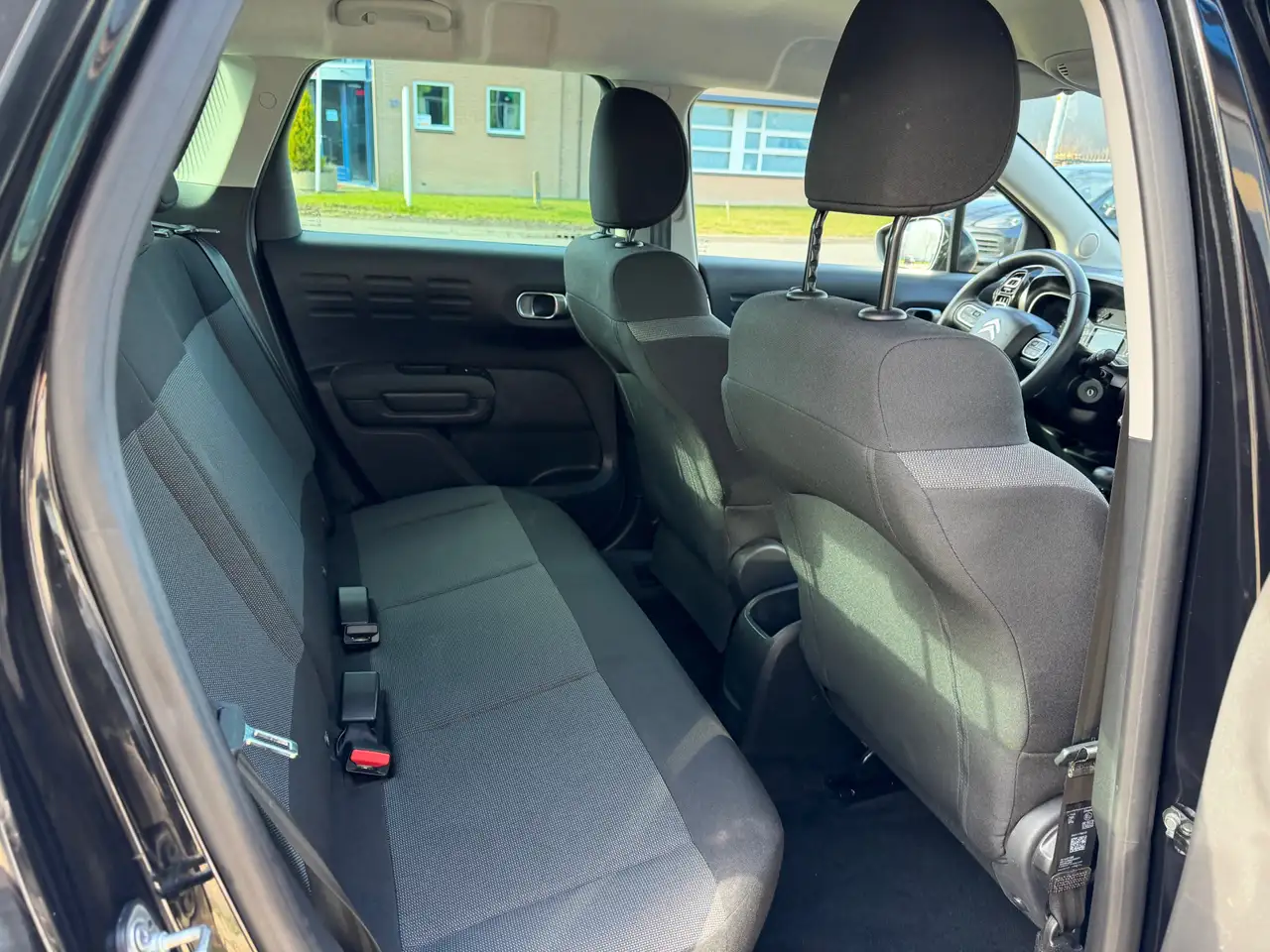 Citroen C3 Aircross 1.2 PureTech Shine Navi | App | Cruise | Metallic 15