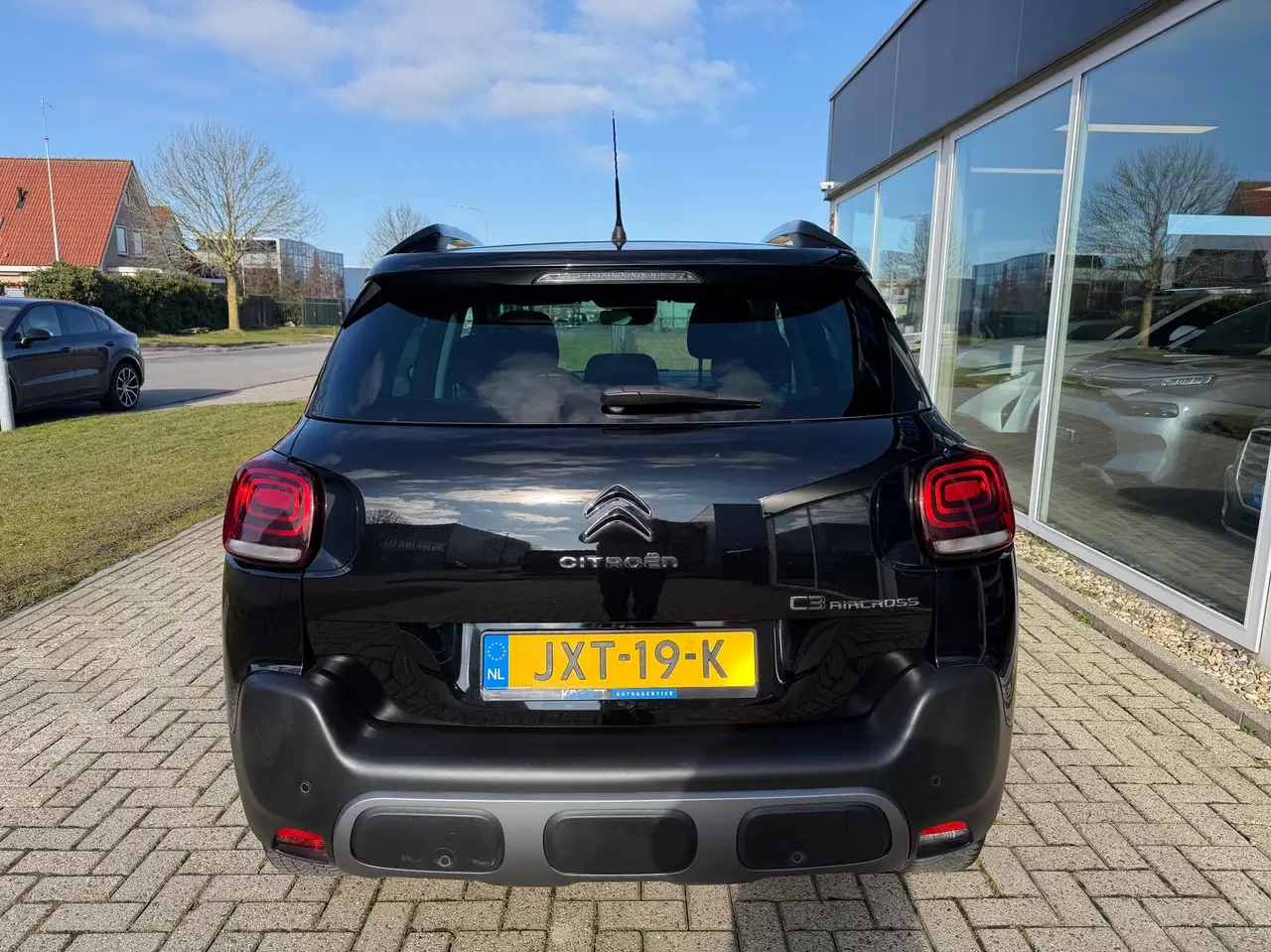 Citroen C3 Aircross 1.2 PureTech Shine Navi | App | Cruise | Metallic 8