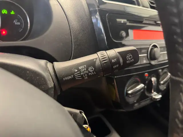 Mitsubishi Space Star view 19