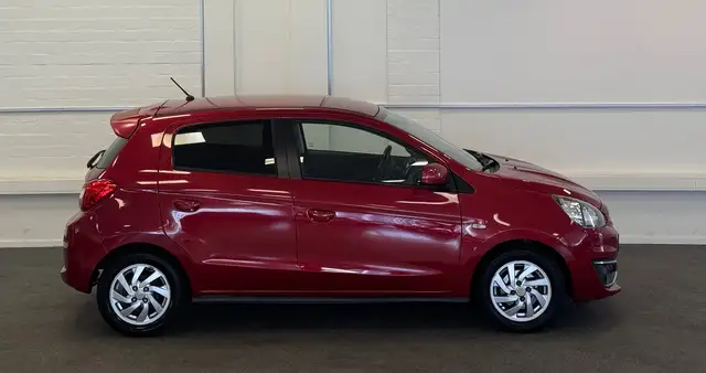 Mitsubishi Space Star view 5