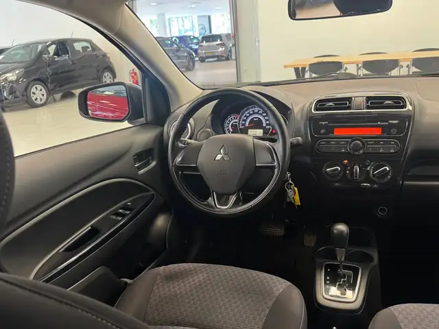 Mitsubishi Space Star view 10
