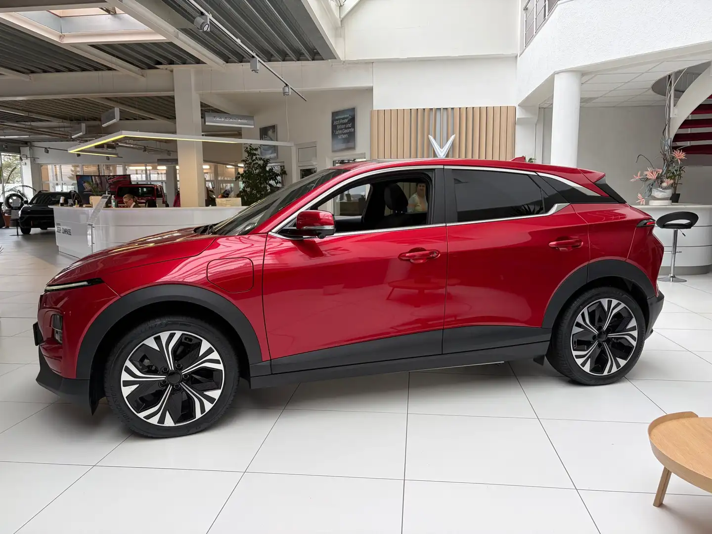 VinFast VF 6 VF6 59,6 kWh Plus Rot - 2