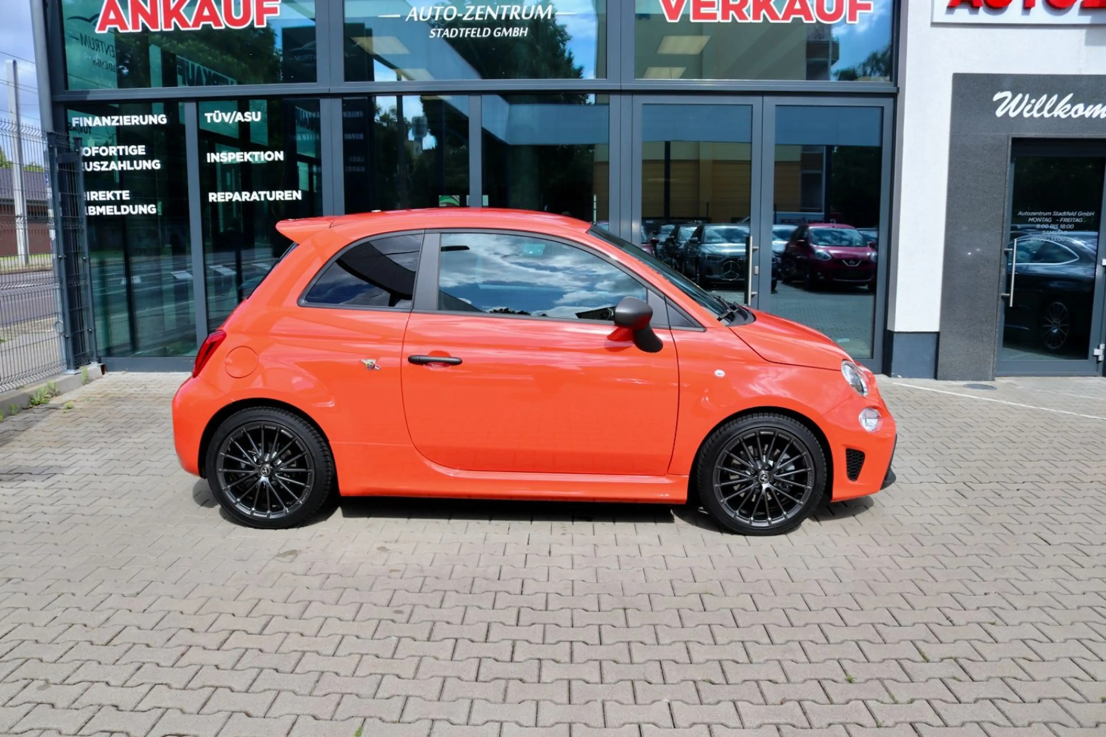 Abarth 500 595 Sport AGA DAB CarPlay Klima Parksensor — photo 10