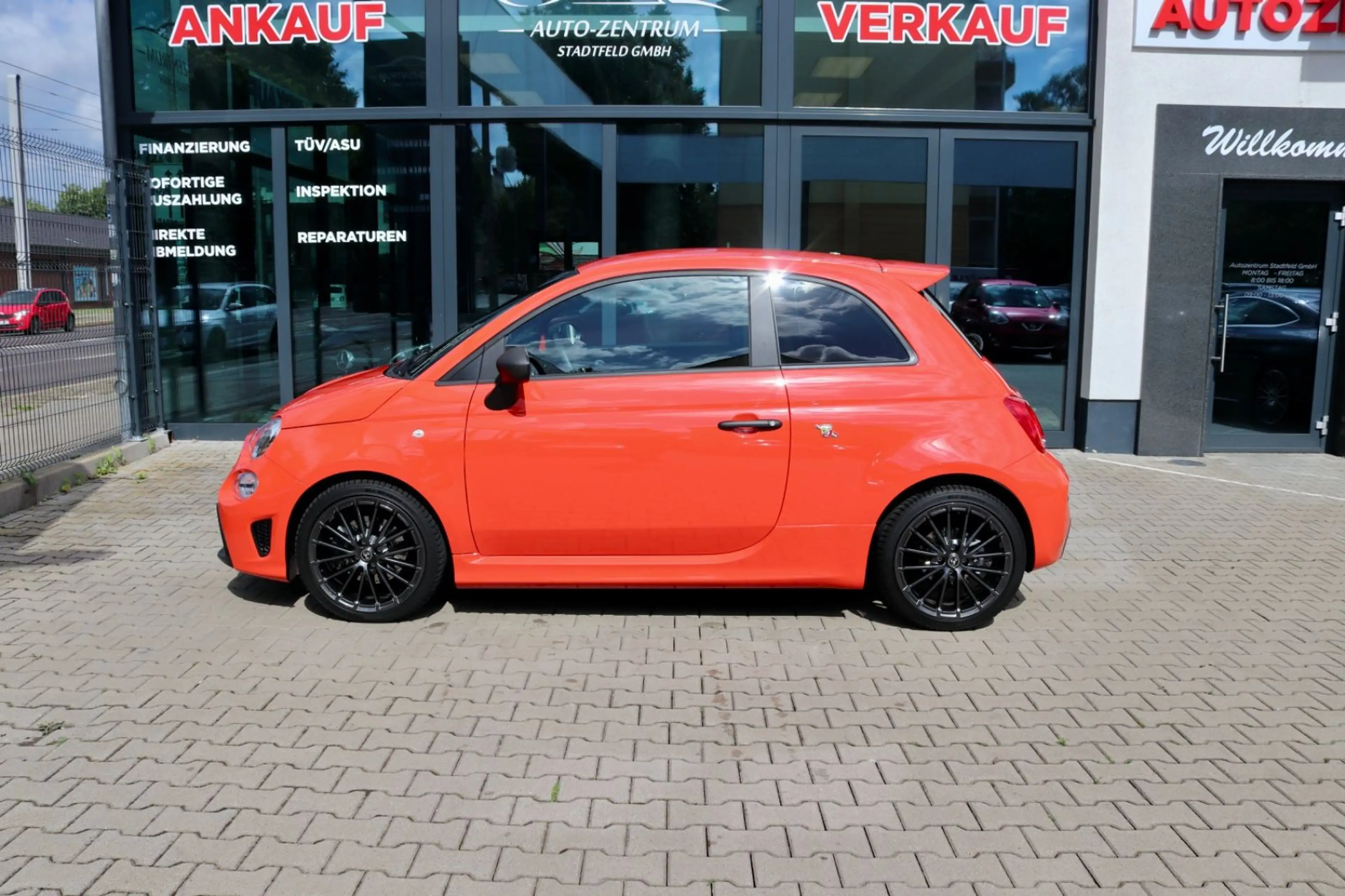 Abarth 500 595 Sport AGA DAB CarPlay Klima Parksensor — photo 4