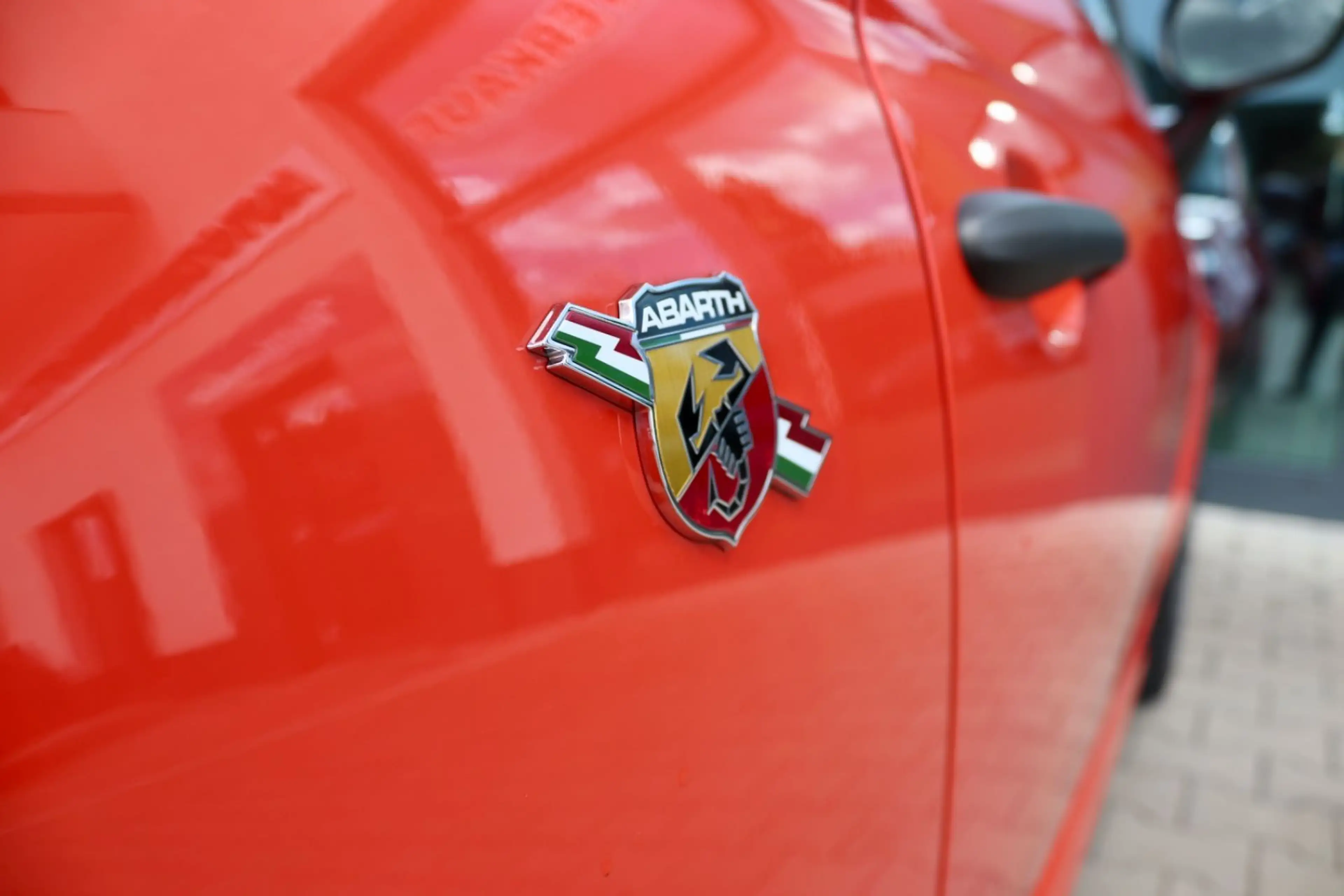 Abarth 500 595 Sport AGA DAB CarPlay Klima Parksensor — photo 15