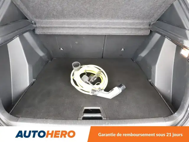 Peugeot 2008 view 17