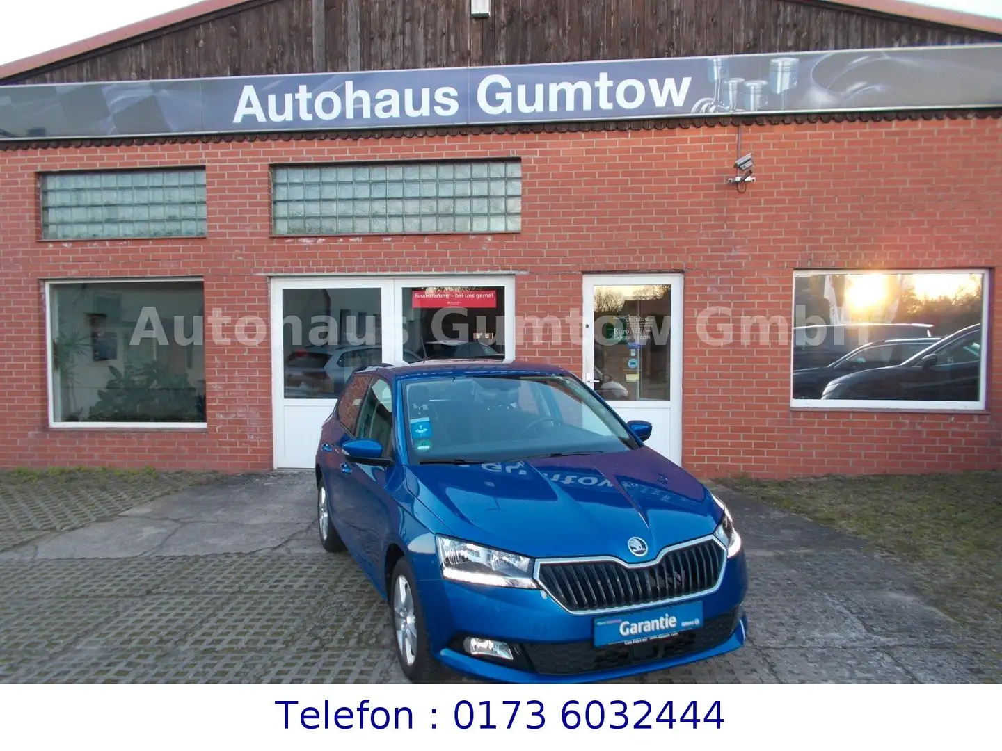Skoda Fabia 1.0 TSI Style Bleu - 1