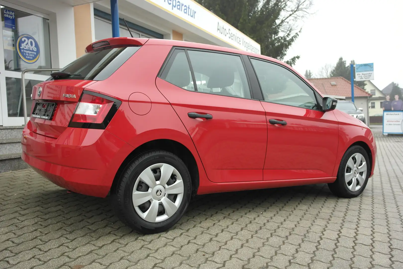 Skoda Fabia Cool Edition, Klima, DAB, 90PS Rot - 2