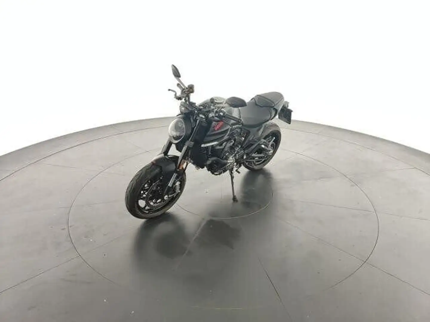 Ducati Monster 937 . - 1