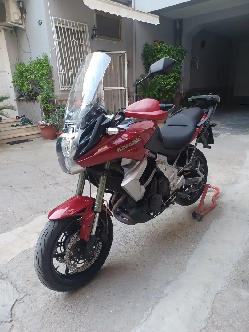 Kawasaki Versys 650 Rosso - 1