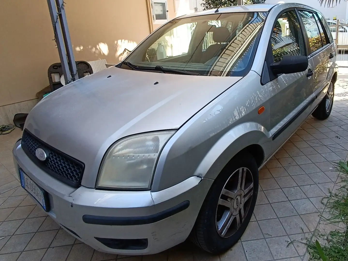 Ford Fusion 2003 1.4 benzina 16V 5p. KW 59.0 Gri - 2