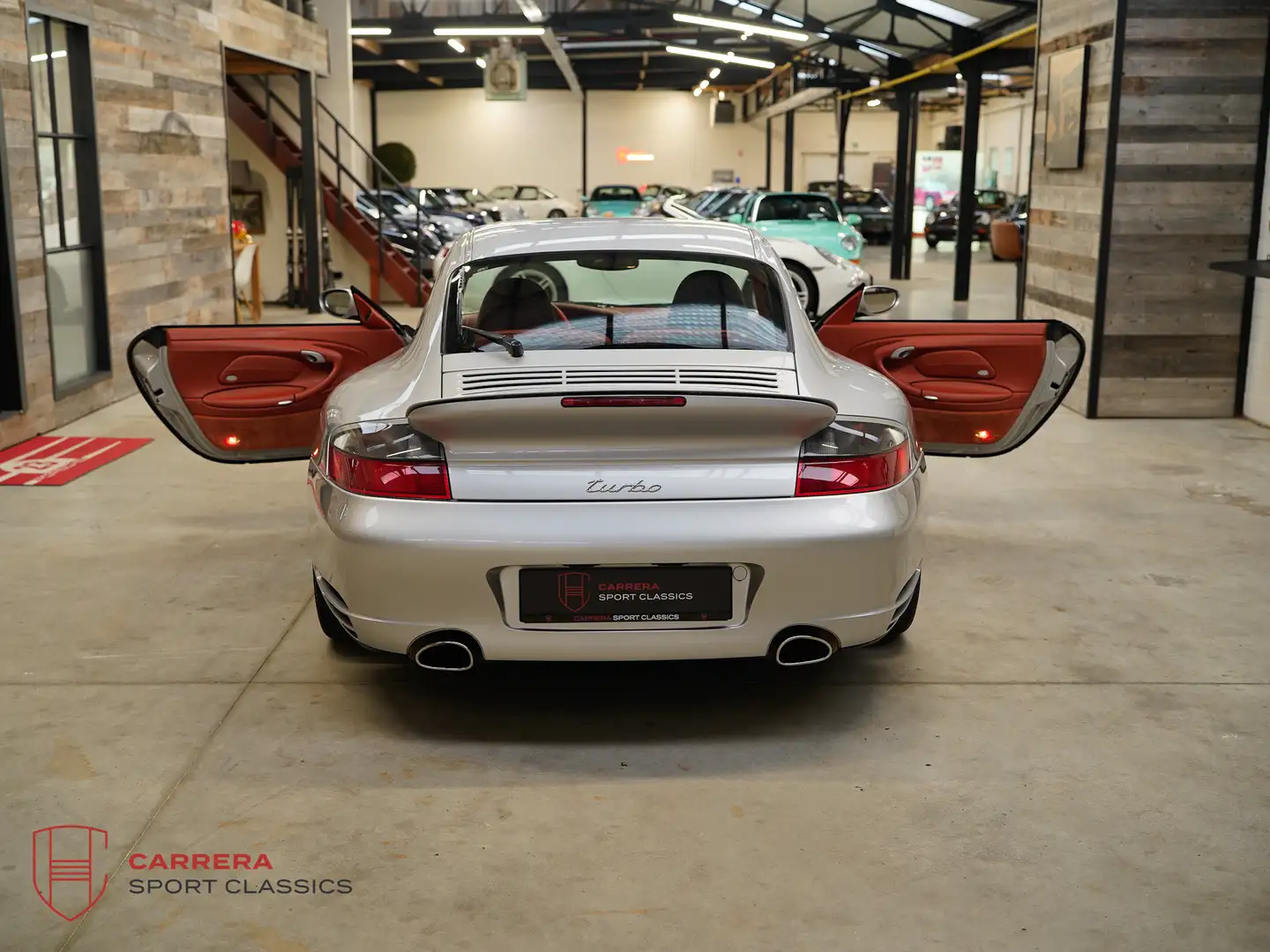 Porsche 996 911 Turbo / Manual / 1st paint / Boxsterred int. Zilver - 2