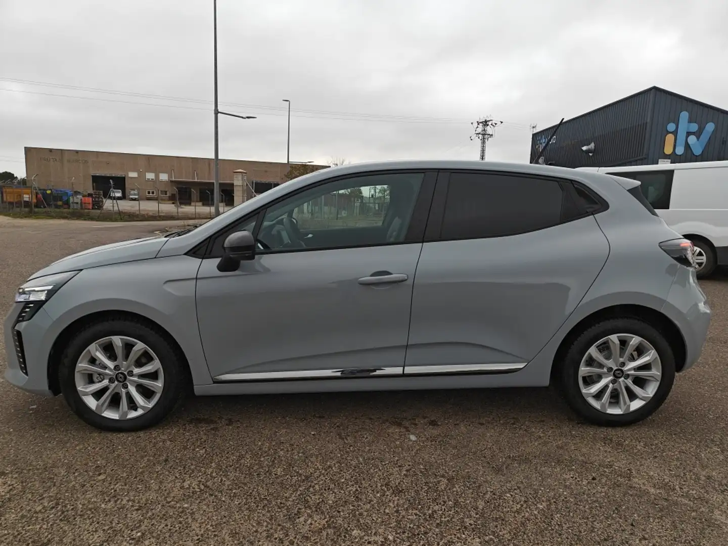 Renault Clio dCi Evolution 74kW Gris - 2