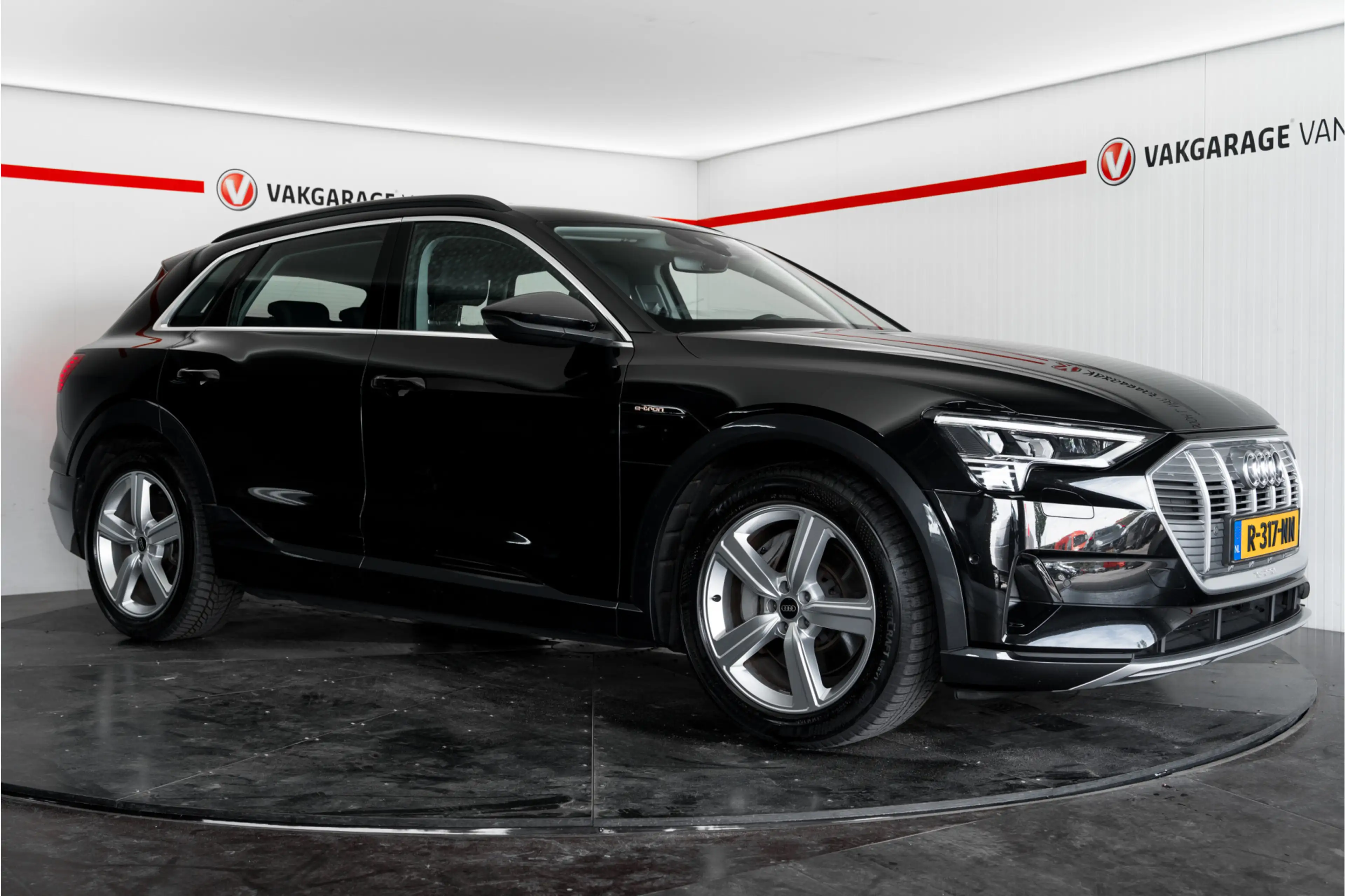 Audi e-tron 55 quattro Advanced edition Plus 95 kWh — photo 6