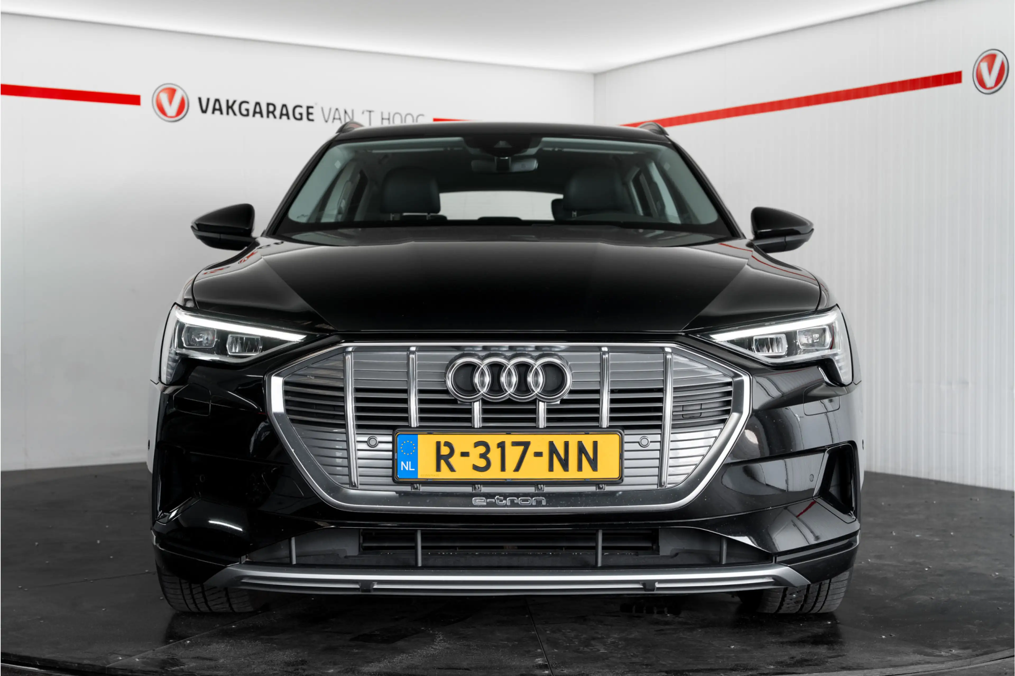 Audi e-tron 55 quattro Advanced edition Plus 95 kWh — photo 3