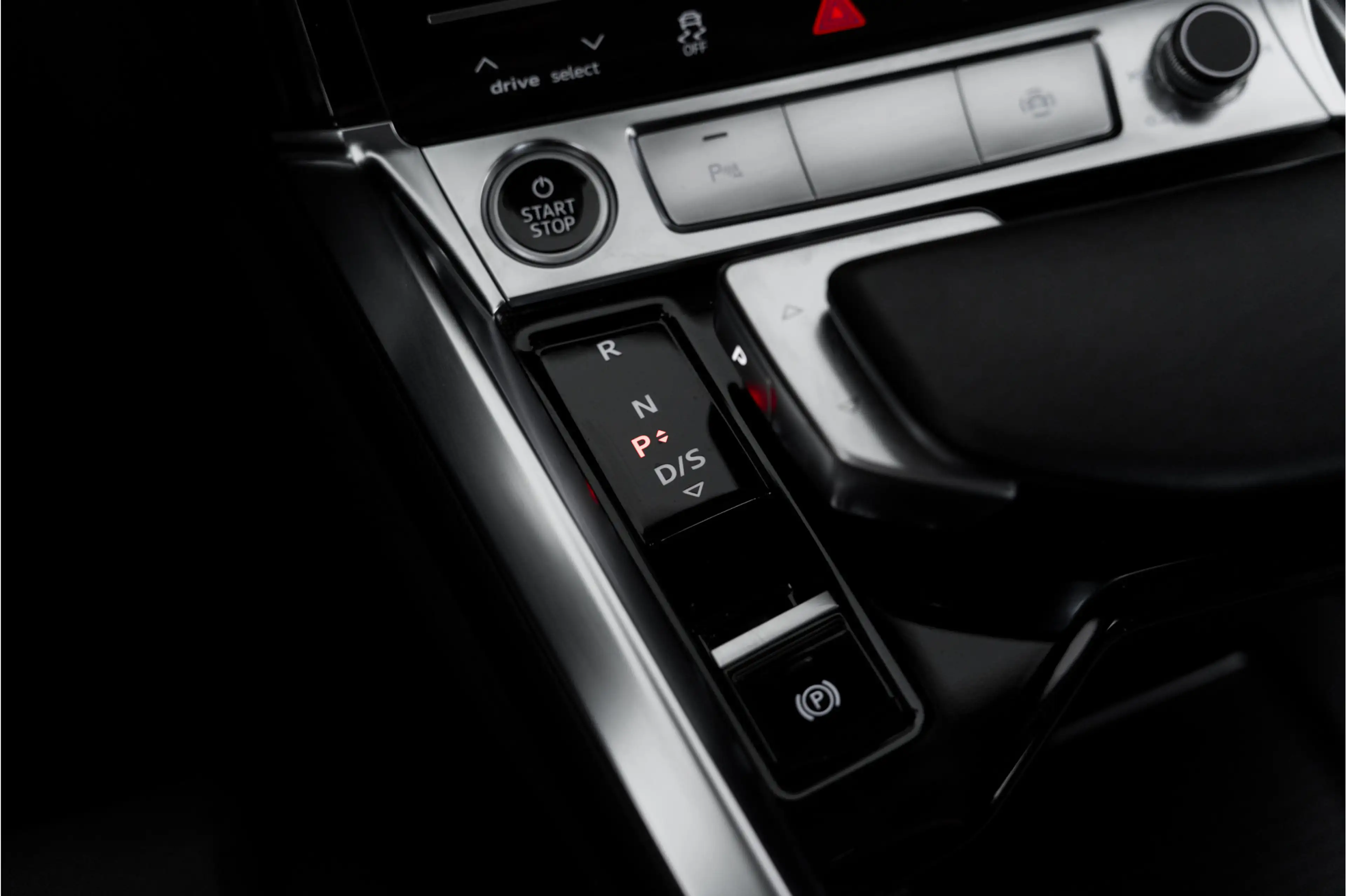 Audi e-tron 55 quattro Advanced edition Plus 95 kWh — photo 18