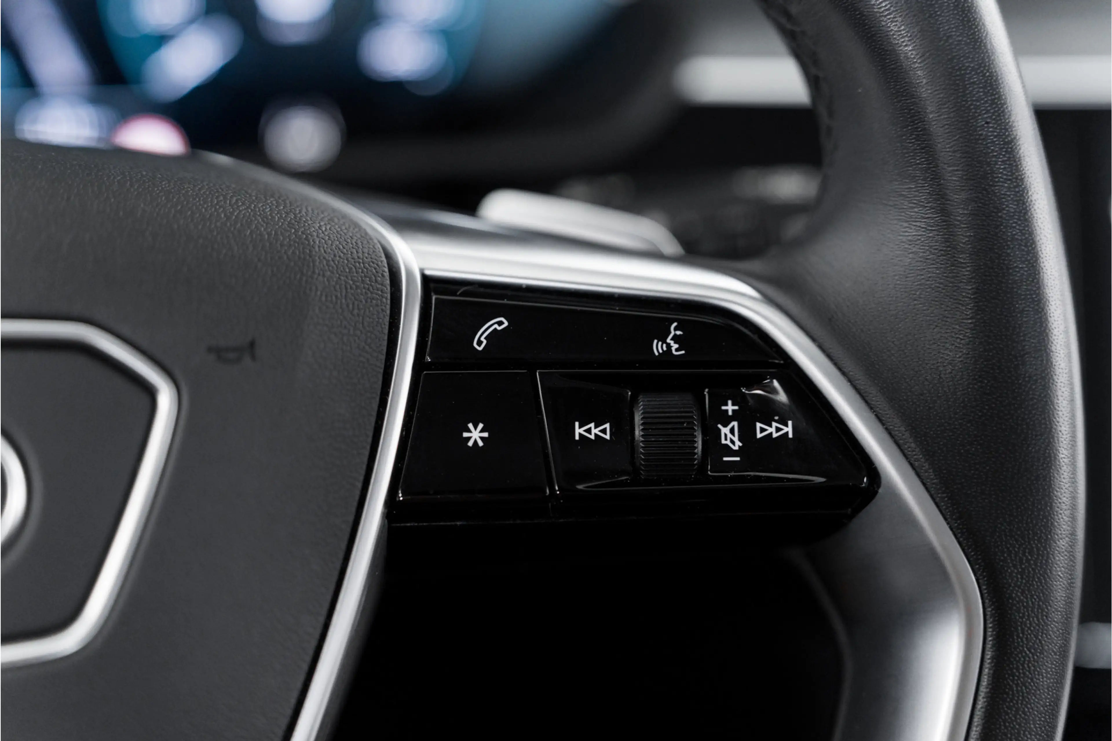 Audi e-tron 55 quattro Advanced edition Plus 95 kWh — photo 29