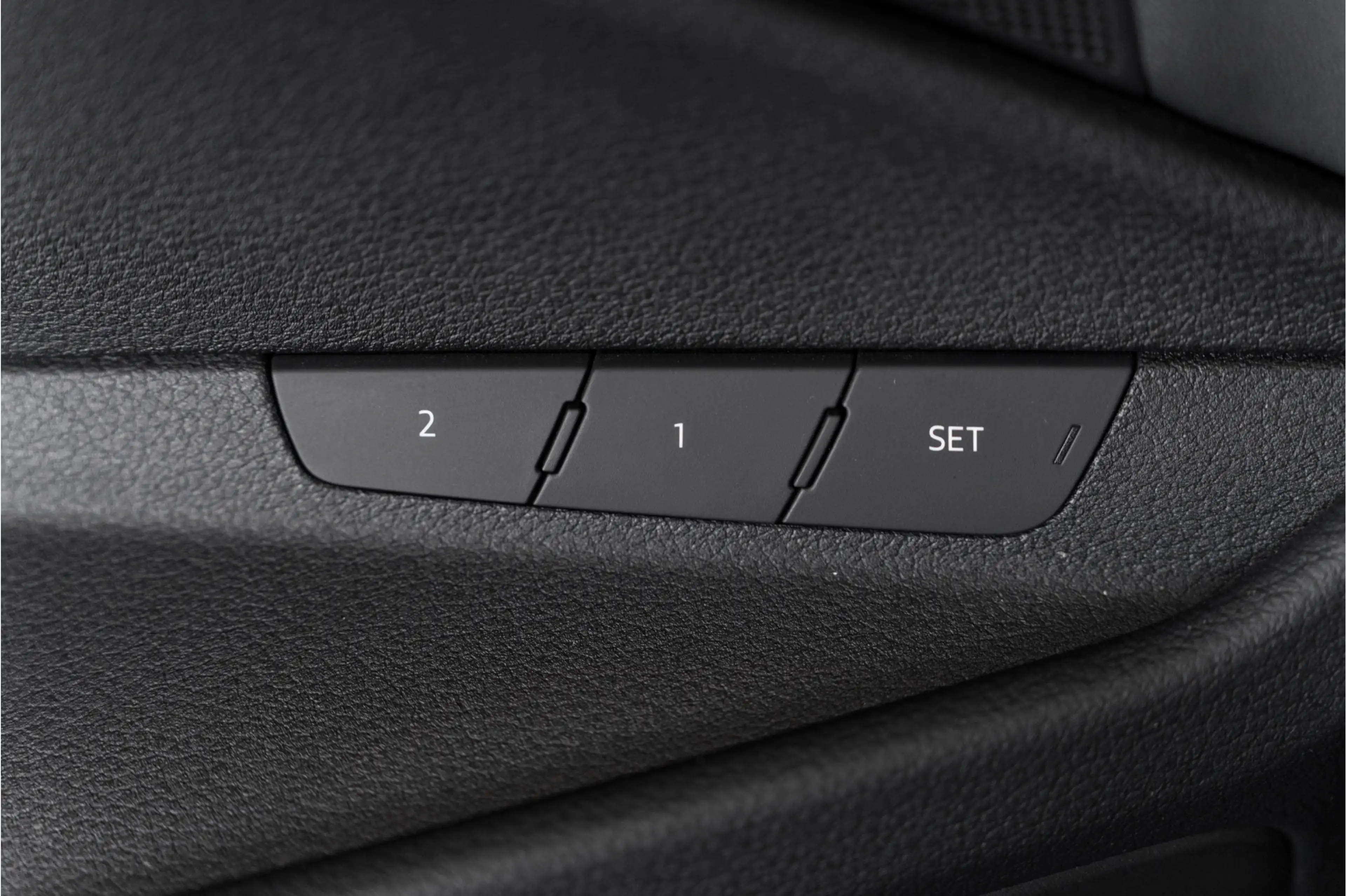 Audi e-tron 55 quattro Advanced edition Plus 95 kWh — photo 34