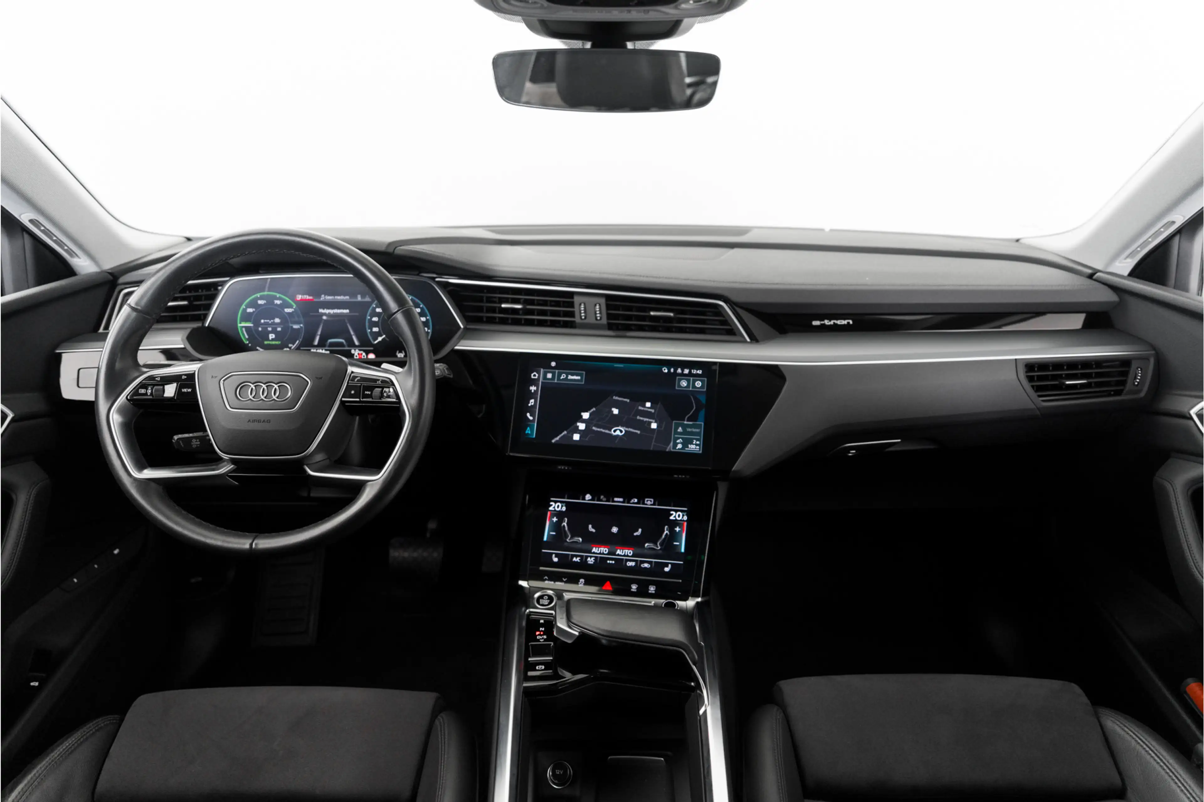 Audi e-tron 55 quattro Advanced edition Plus 95 kWh — photo 2