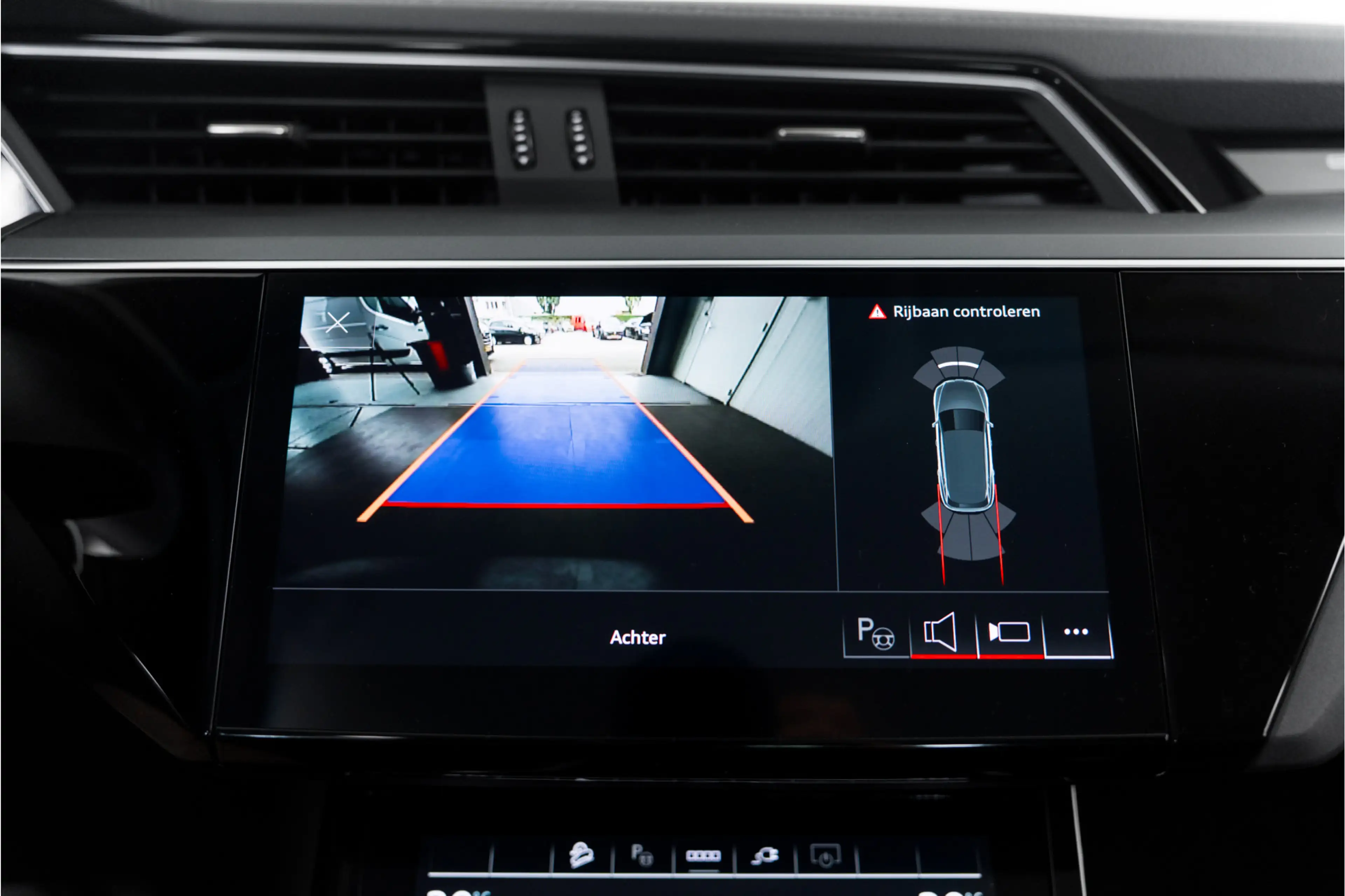 Audi e-tron 55 quattro Advanced edition Plus 95 kWh — photo 20