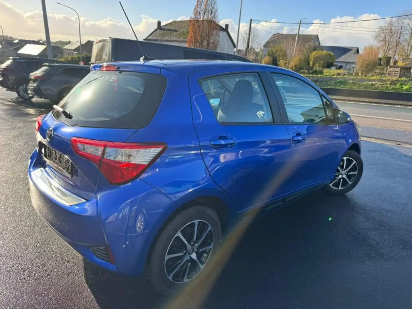Toyota Yaris 1,5 VVT-IE CVT Comfort & Pack Y-CON Bleu - 2